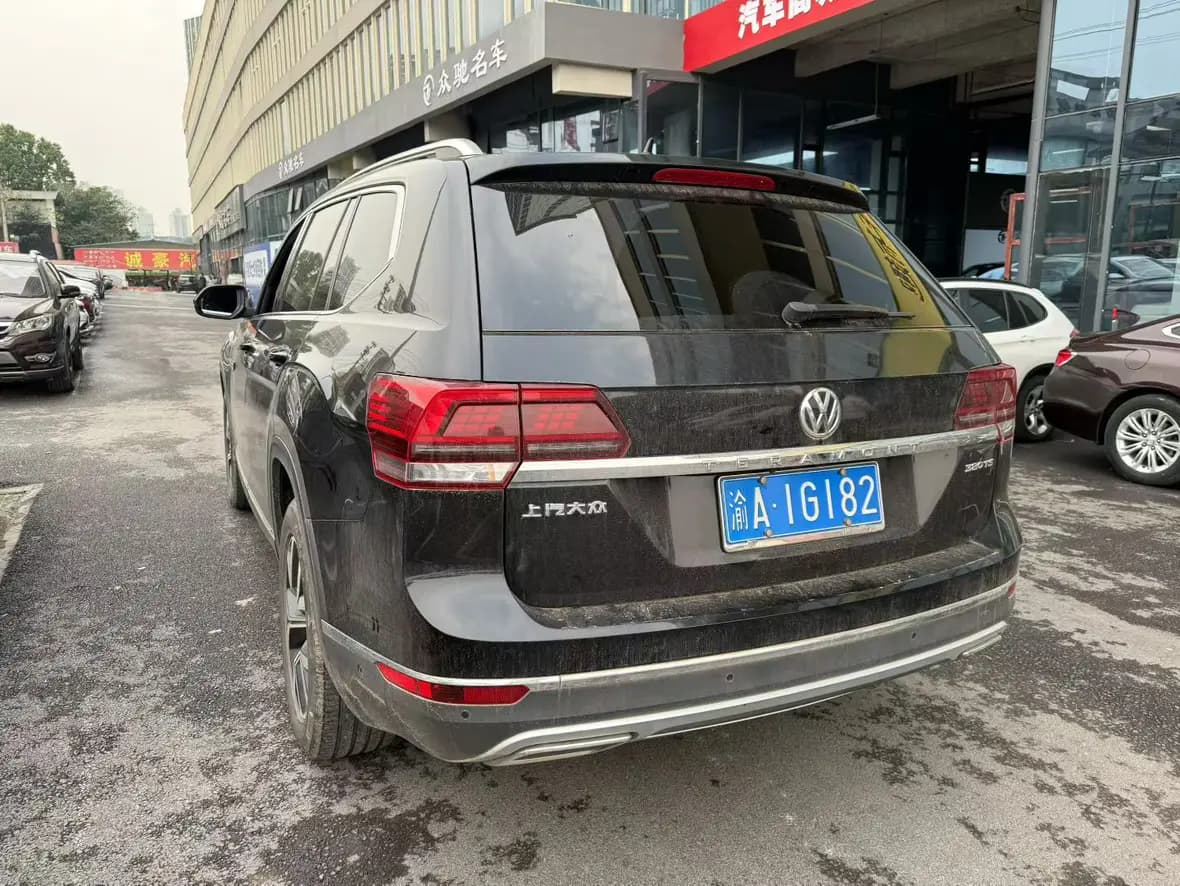 Volkswagen Teramont 2021 г. 101040 км. — фото 4