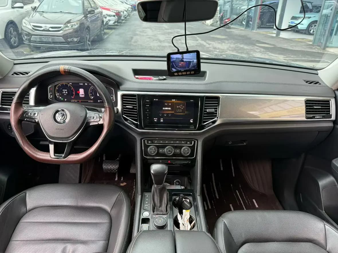 Volkswagen Teramont 2021 г. 101040 км. — фото 6