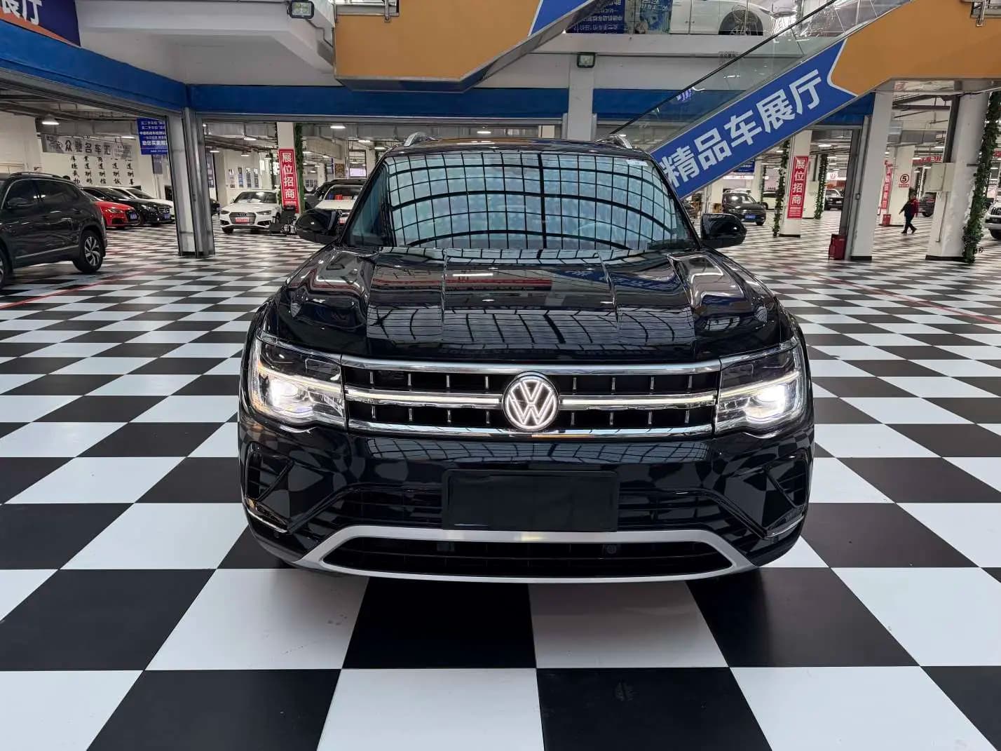 Volkswagen Teramont 2022 г. 60041 км. — фото 2