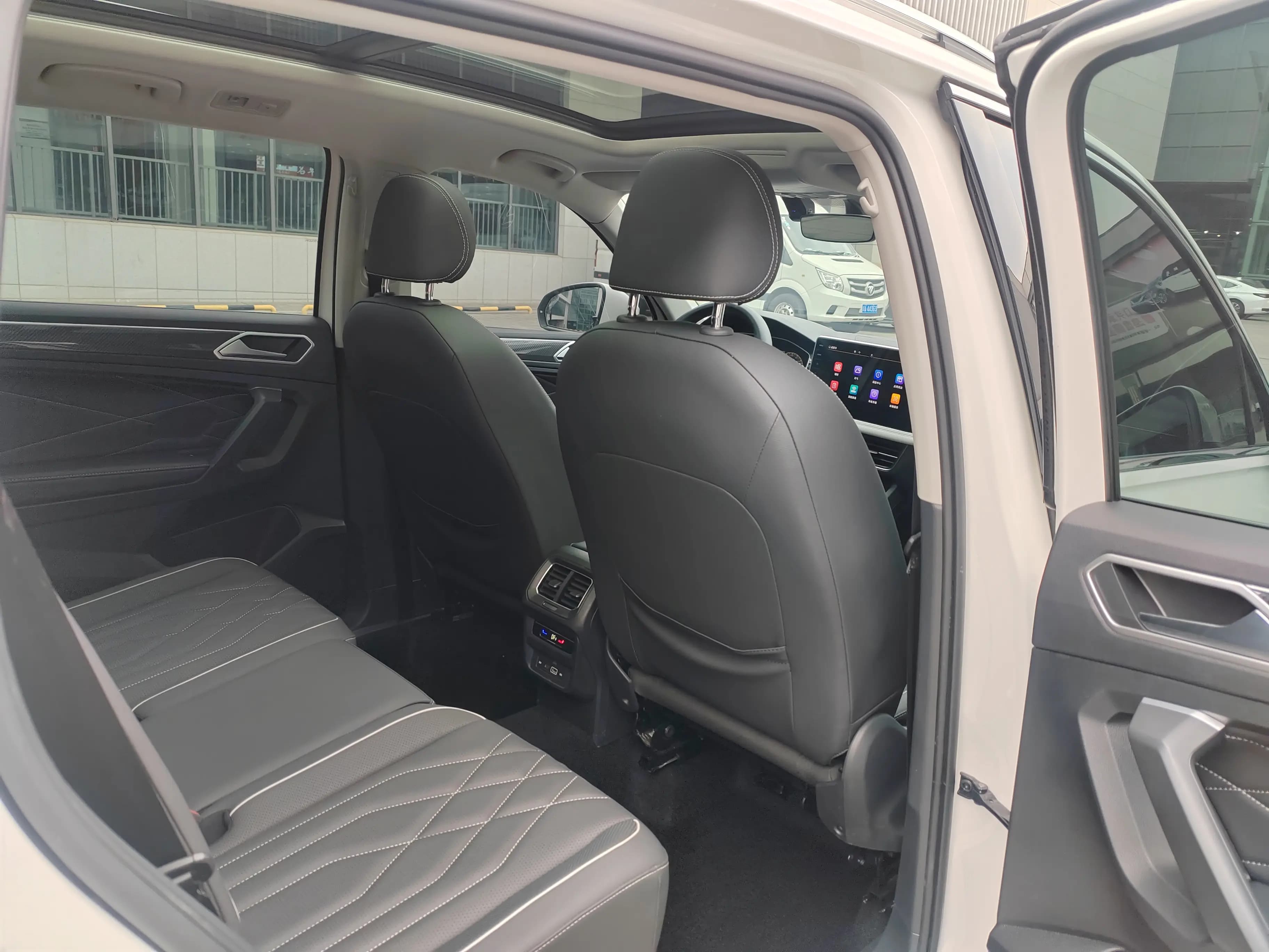Volkswagen Tiguan L 2024 г. 21103 км. — фото 15