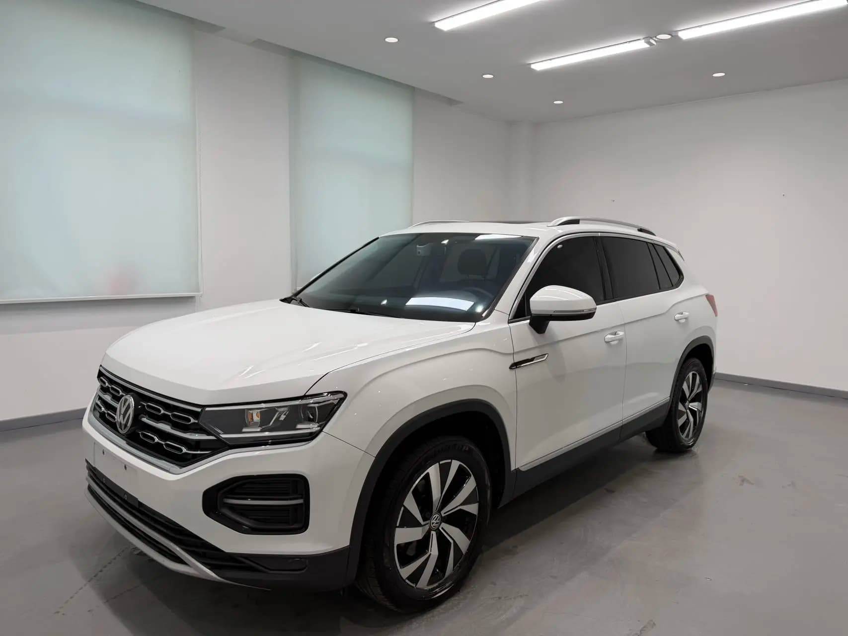 Volkswagen Tayron 2021 г. 39141 км.