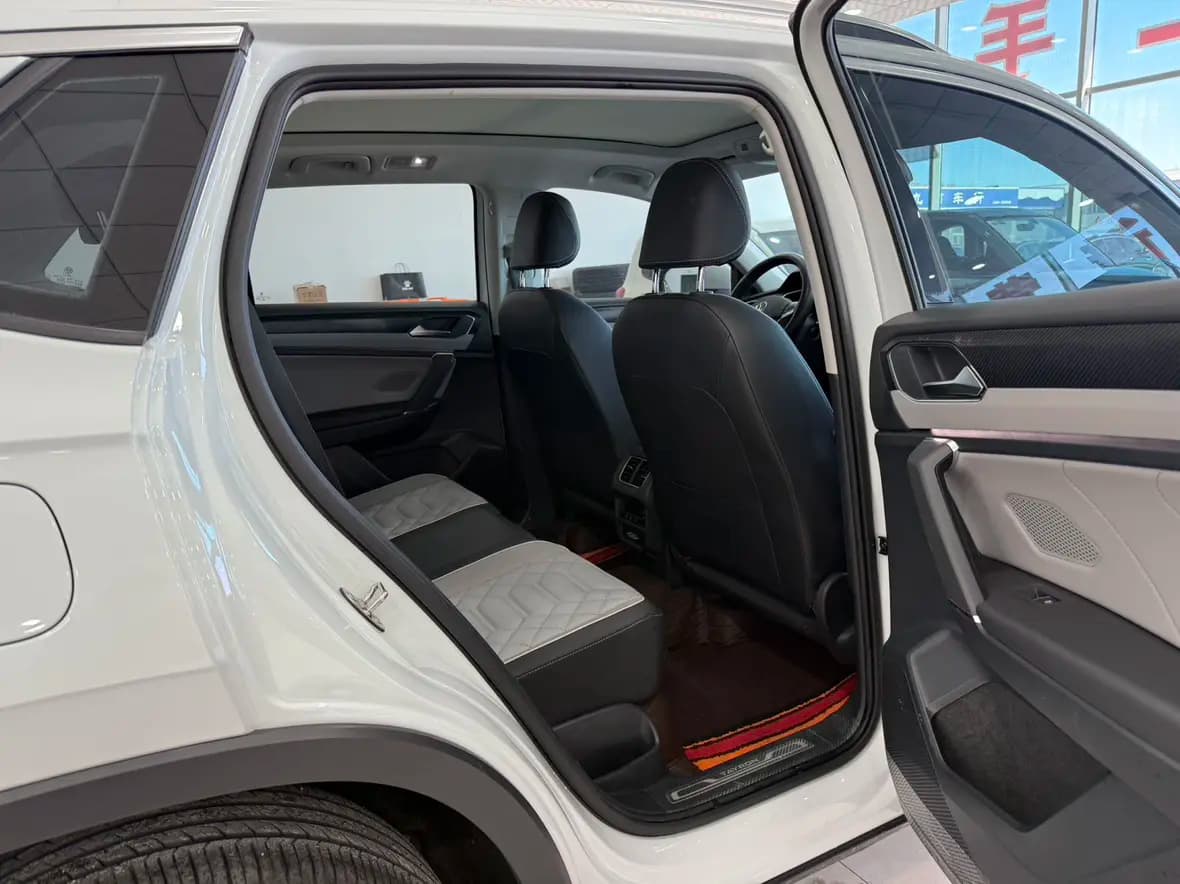 Volkswagen Tayron 2022 г. 11142 км. — фото 19