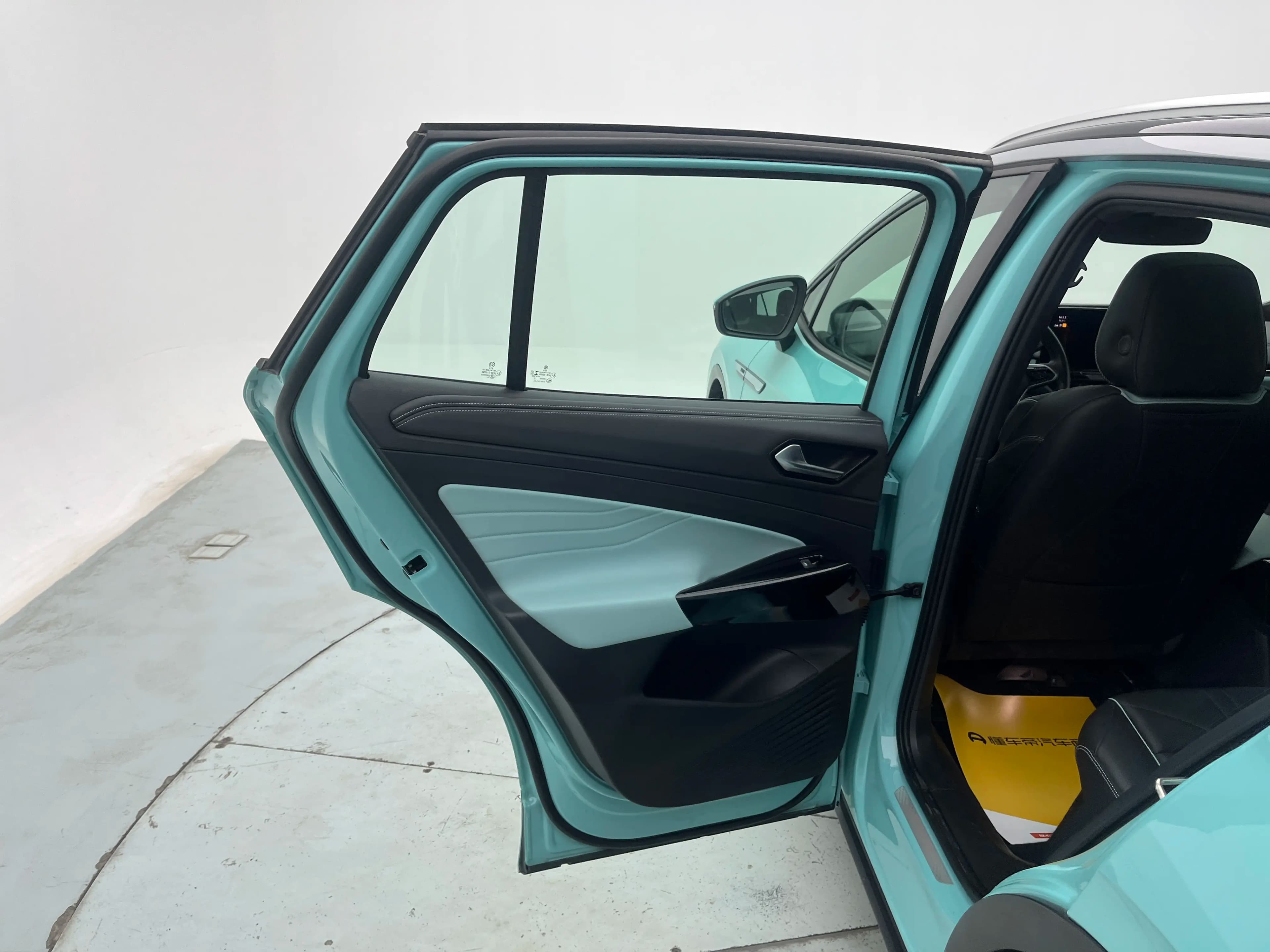 Volkswagen ID.4X 2023 г. 27698 км. — фото 20