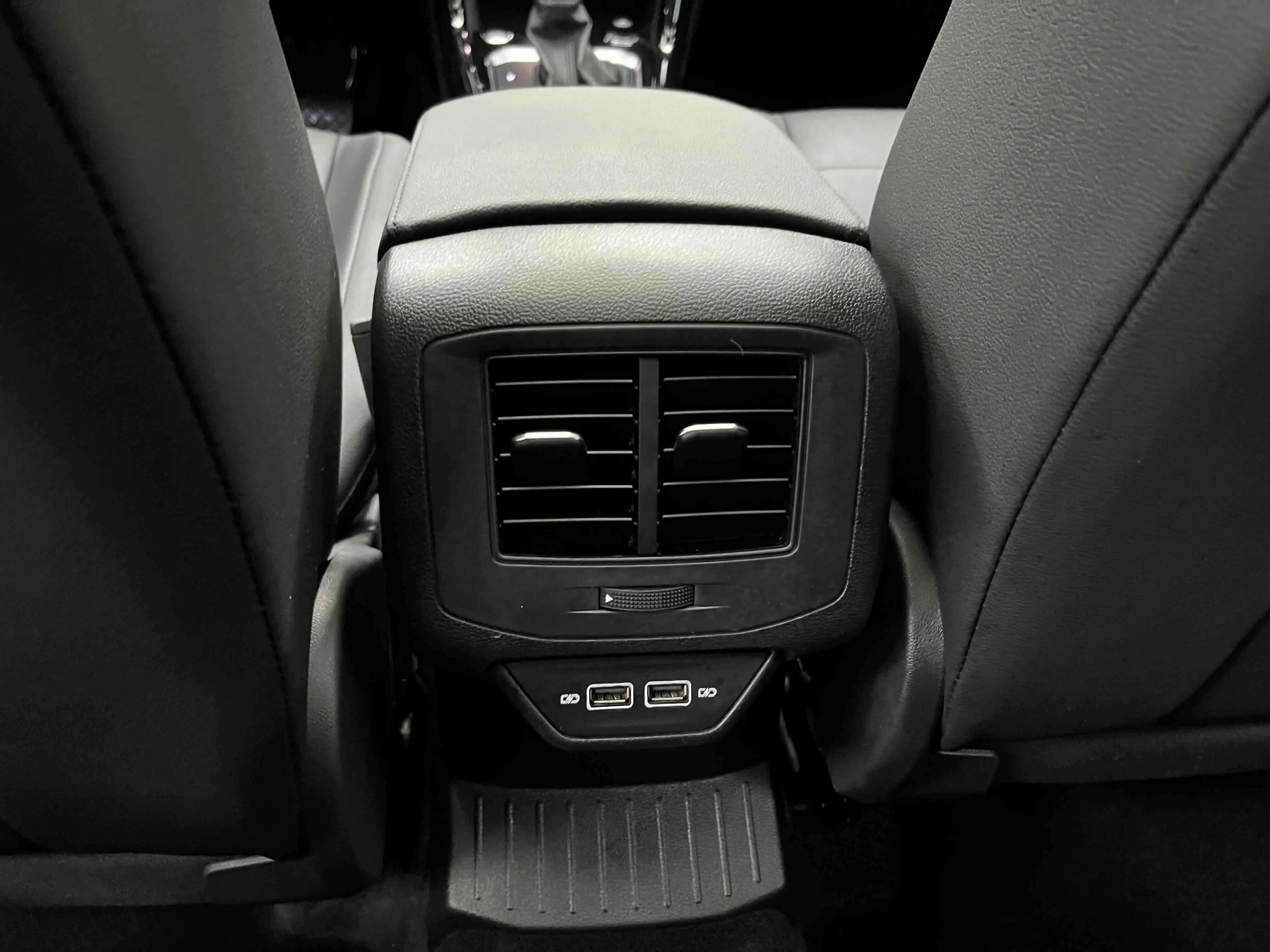 Volkswagen T-Roc 2022 г. 35030 км. — фото 13