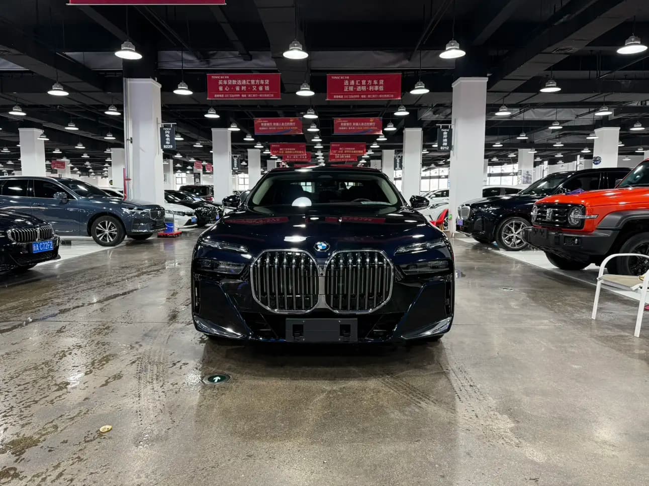 BMW 7 Series 2023 г. 14090 км. — фото 2
