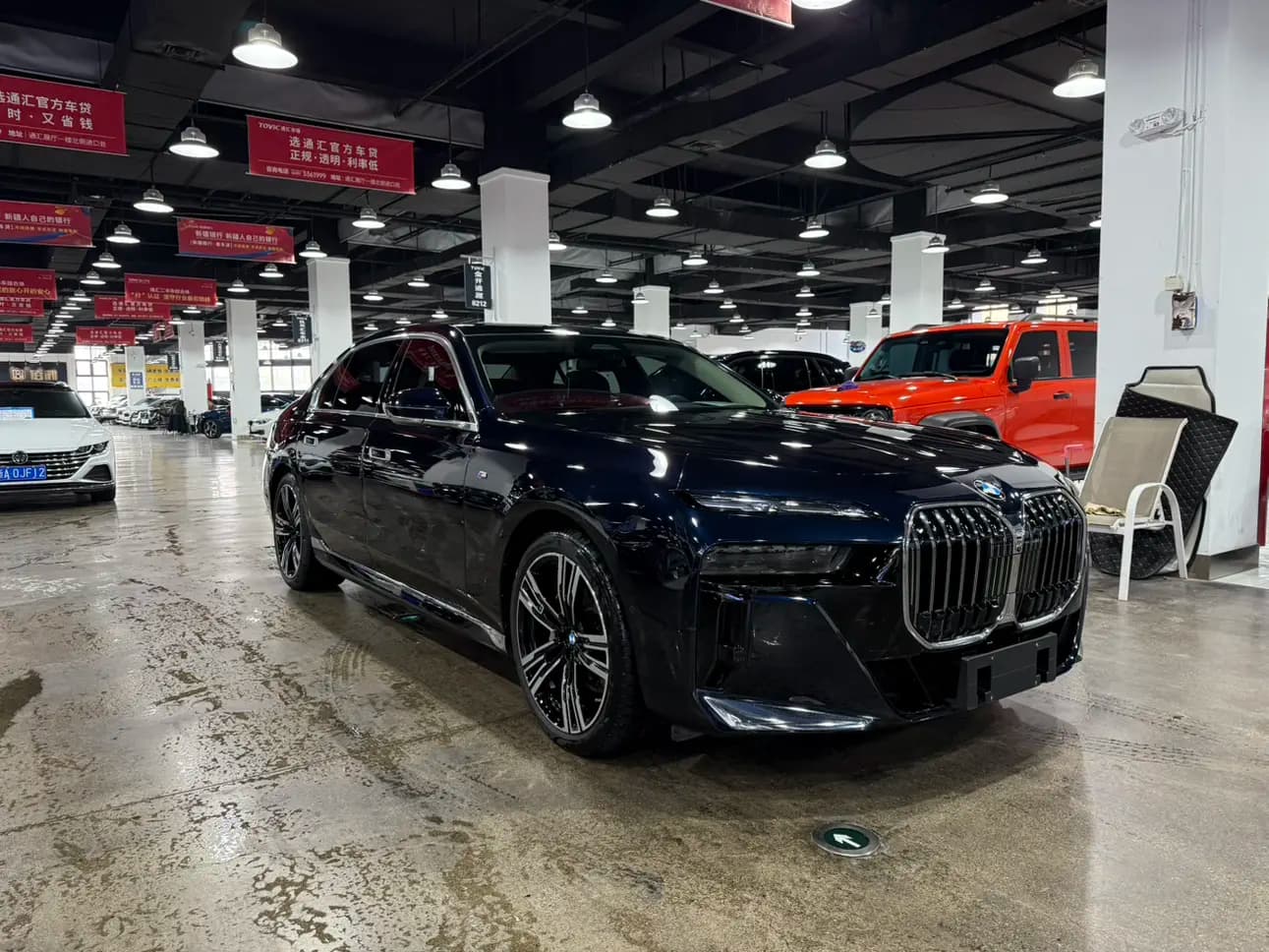 BMW 7 Series 2023 г. 14090 км. — фото 3