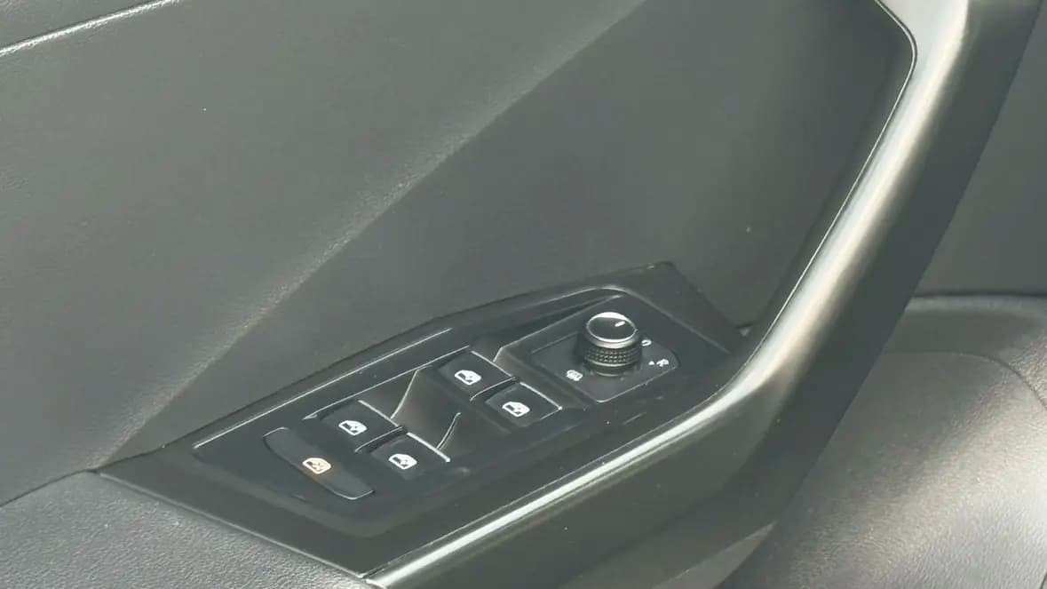 Volkswagen T-Roc 2022 г. 30033 км. — фото 14