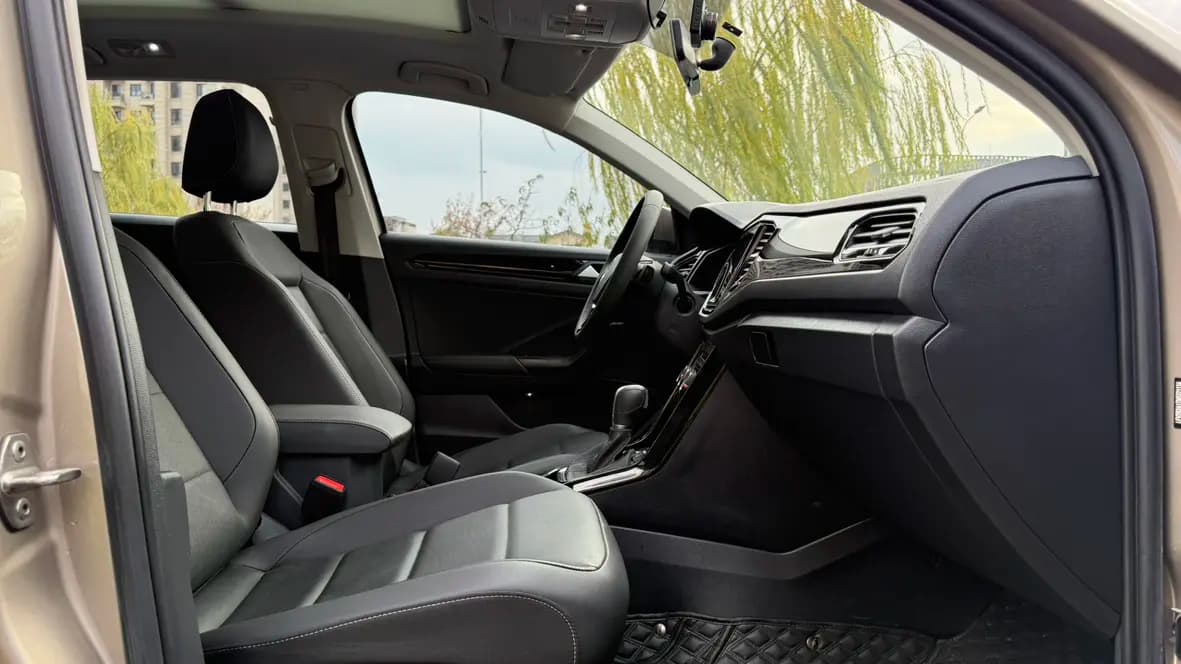 Volkswagen T-Roc 2022 г. 30033 км. — фото 15
