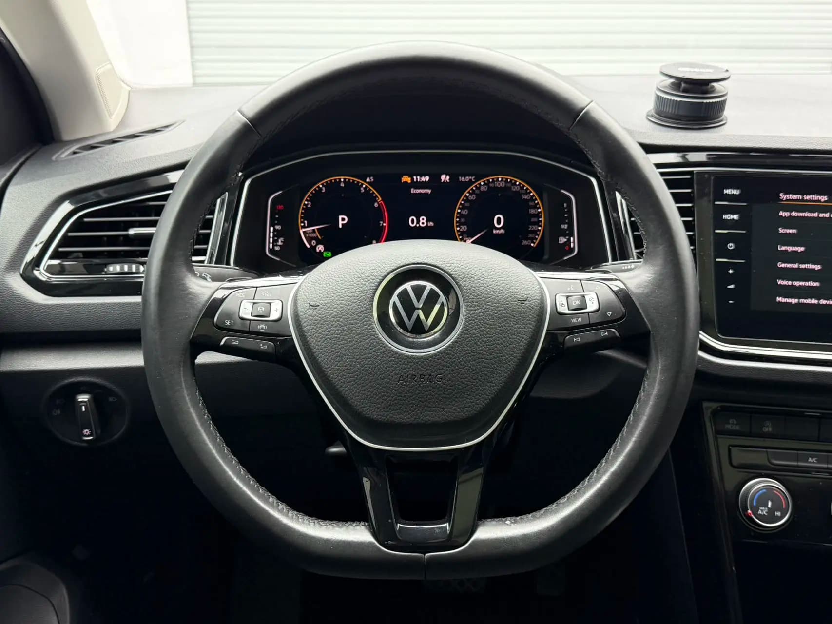 Volkswagen T-Roc 2022 г. 38035 км. — фото 11