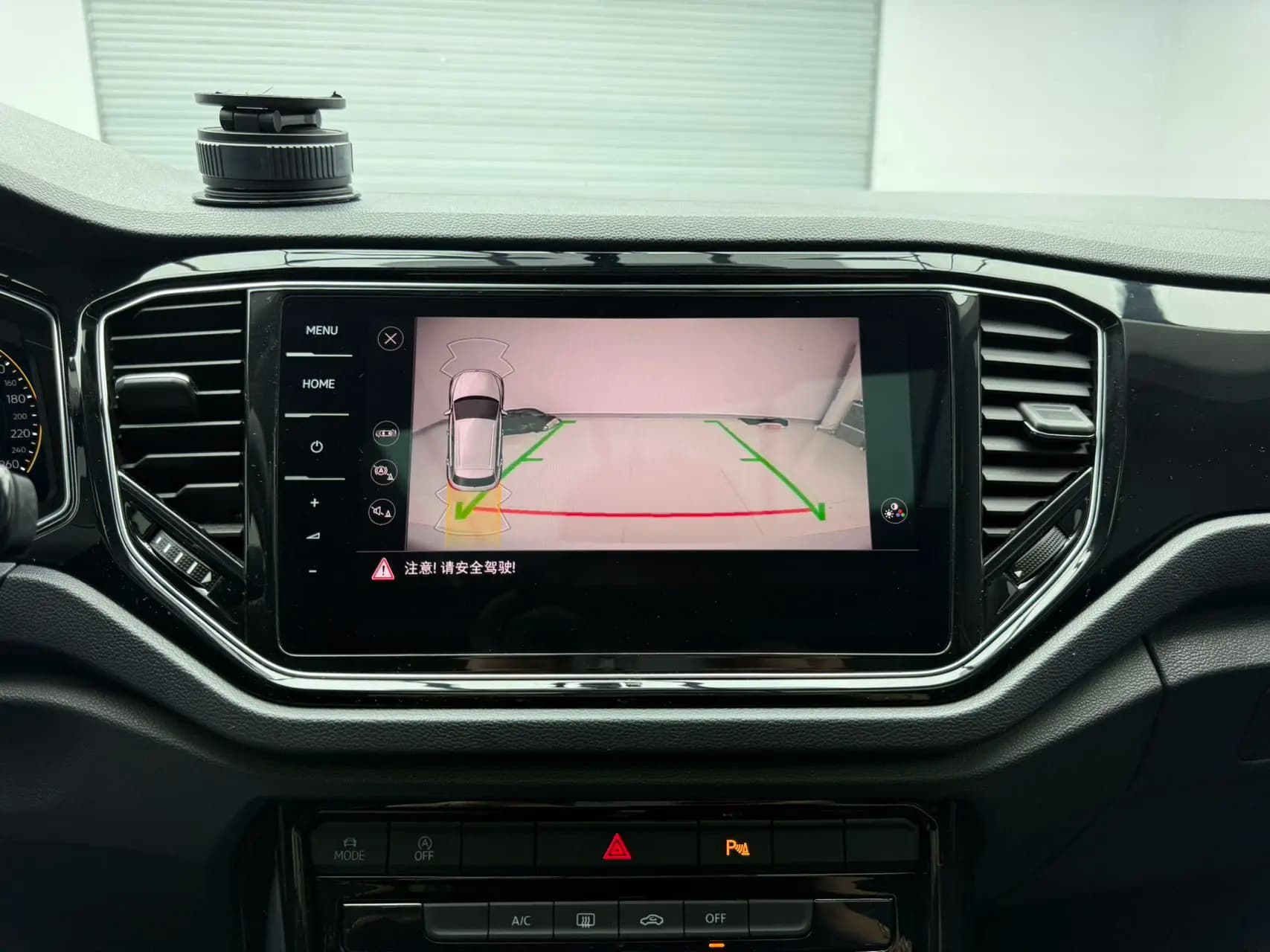 Volkswagen T-Roc 2022 г. 38035 км. — фото 13