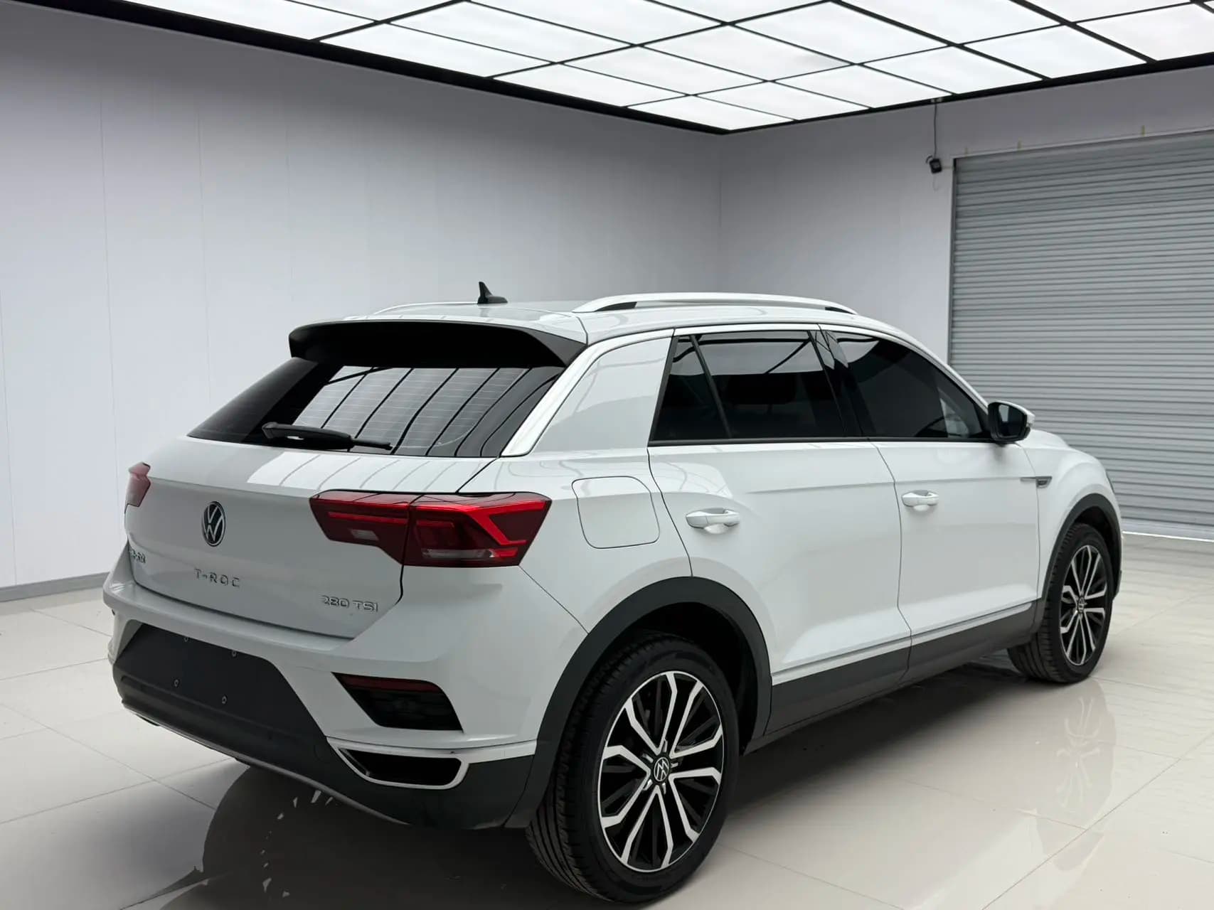 Volkswagen T-Roc 2022 г. 38035 км. — фото 6