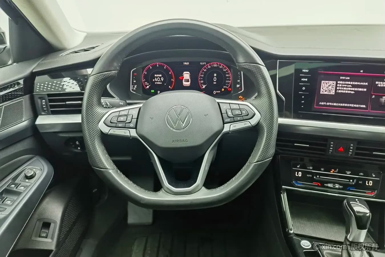 Volkswagen Passat 2022 г. 41983 км. — фото 13