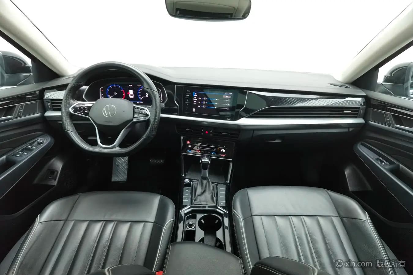 Volkswagen Passat 2023 г. 91484 км. — фото 11