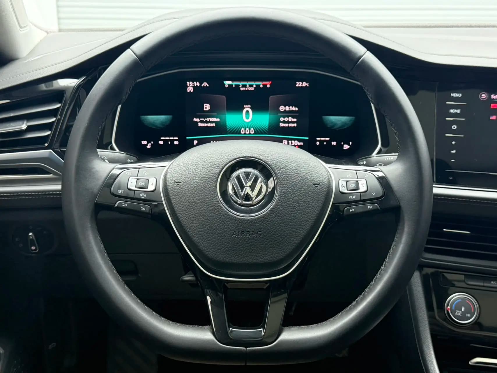 Volkswagen Sagitar 2022 г. 44073 км. — фото 13