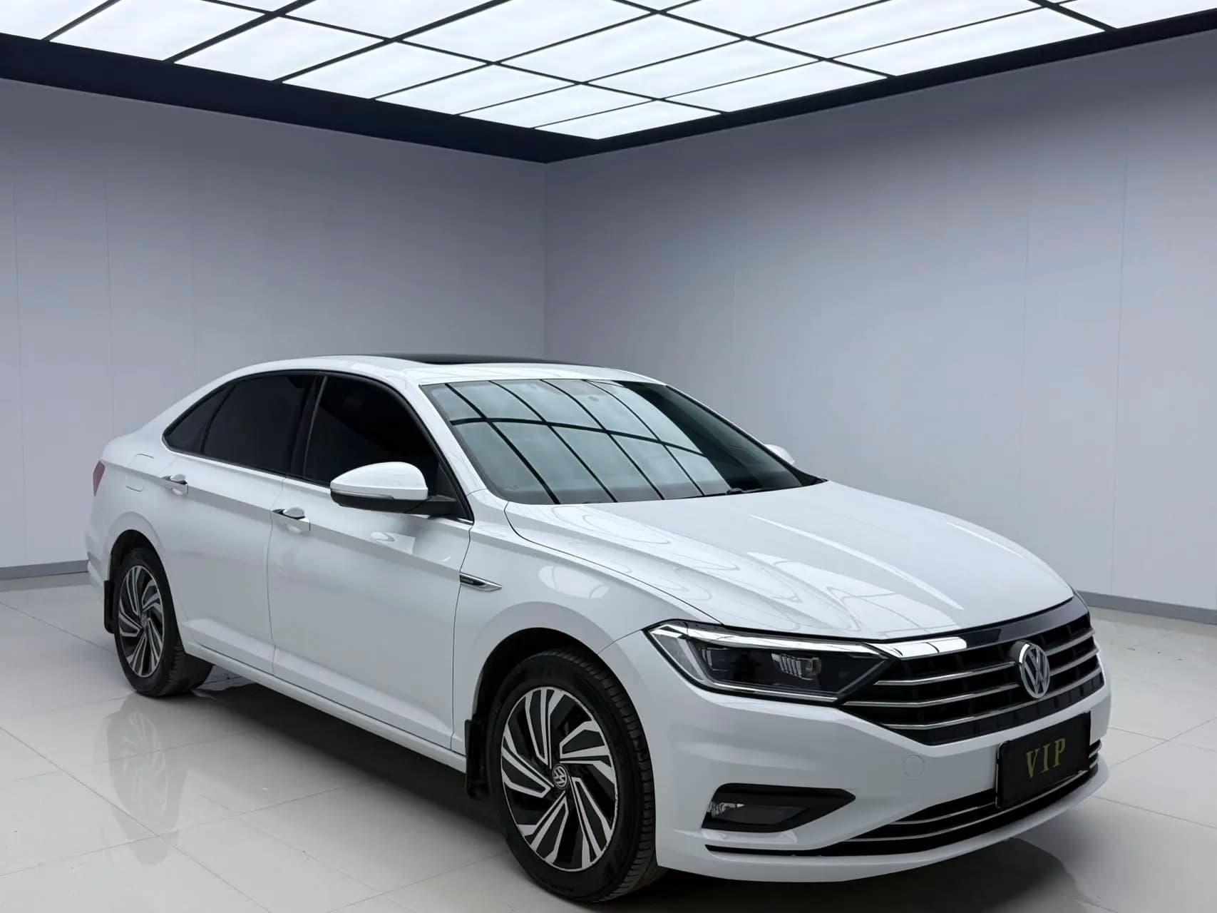 Volkswagen Sagitar 2022 г. 44073 км. — фото 3