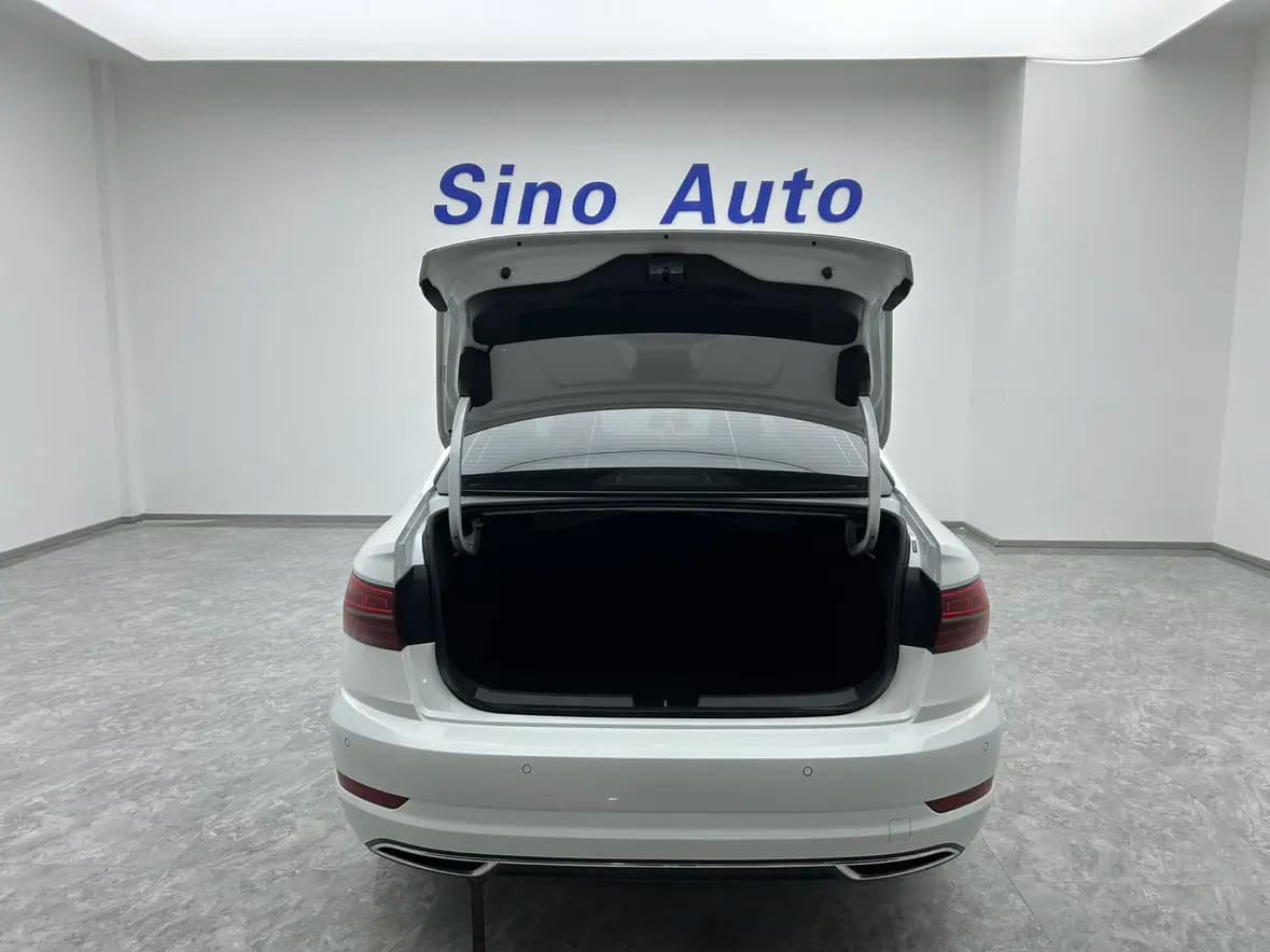 Volkswagen Sagitar 2022 г. 23074 км. — фото 9