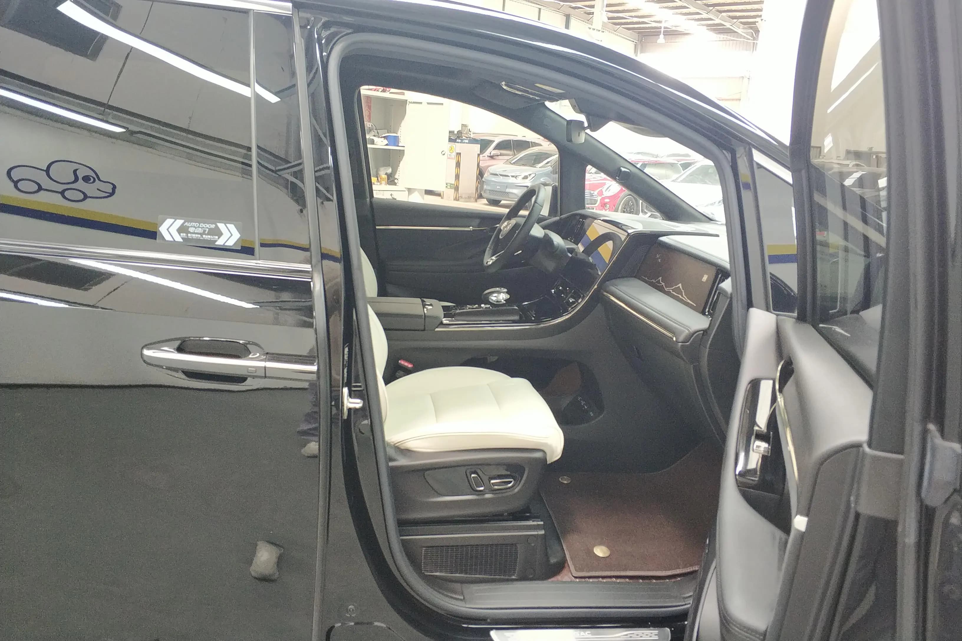 GAC Trumpchi M8 2023 г. 32187 км. — фото 8