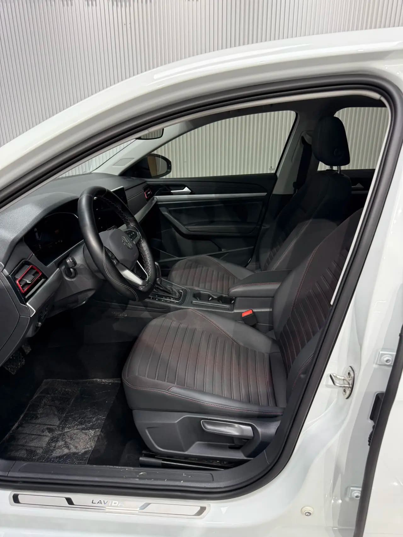 Volkswagen Lavida 2023 г. 29031 км. — фото 17
