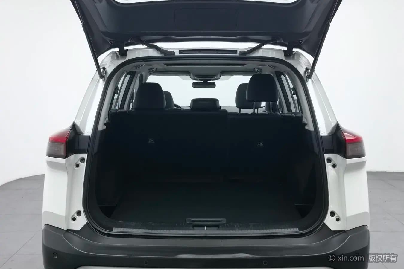 Nissan X-Trail 2022 г. 62216 км. — фото 24