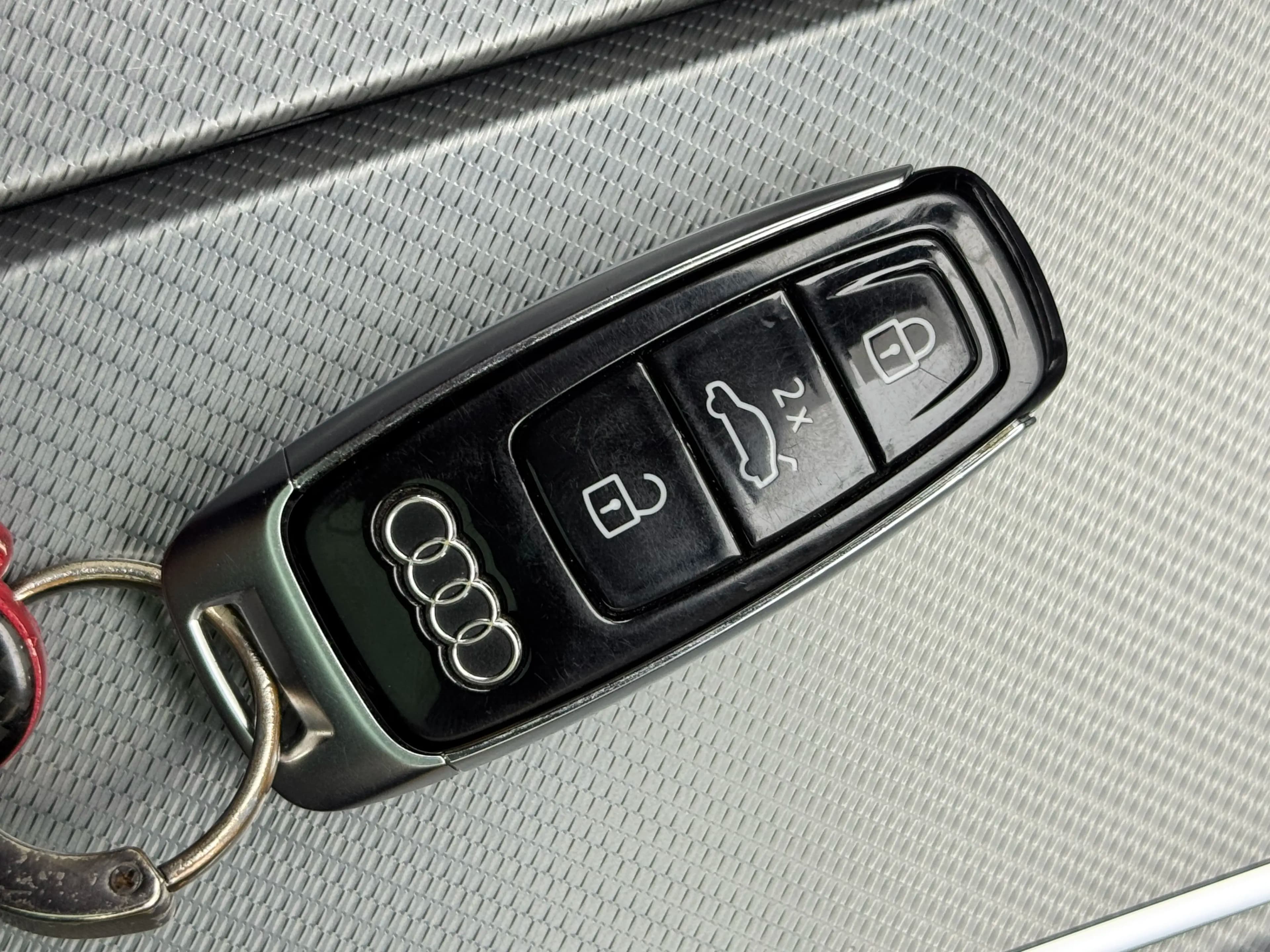 Audi A7 2024 г. 33206 км. — фото 11