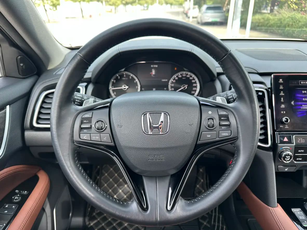 Honda UR-V 2022 г. 41010 км. — фото 11