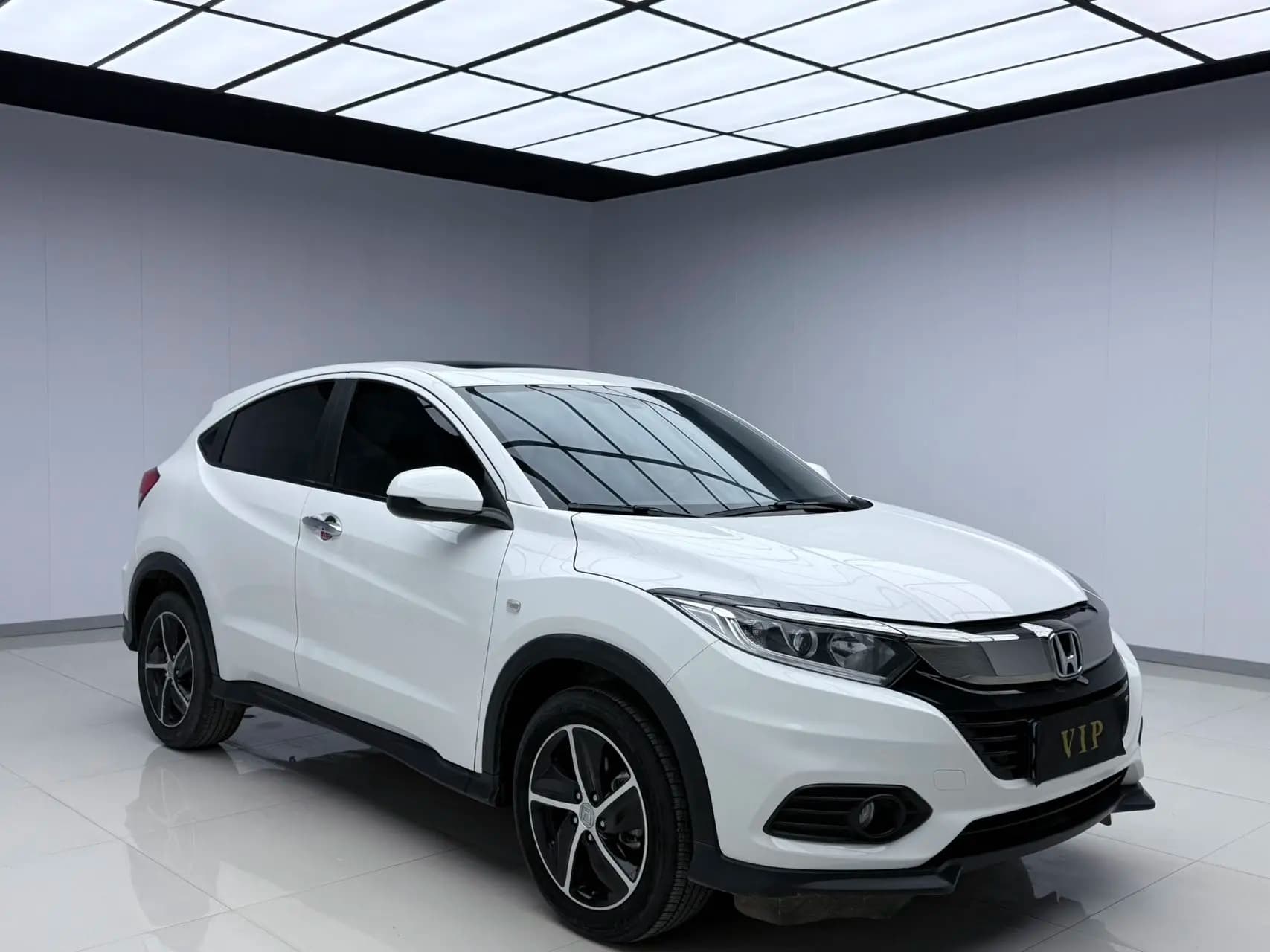 Honda Vezel 2021 г. 42065 км. — фото 3