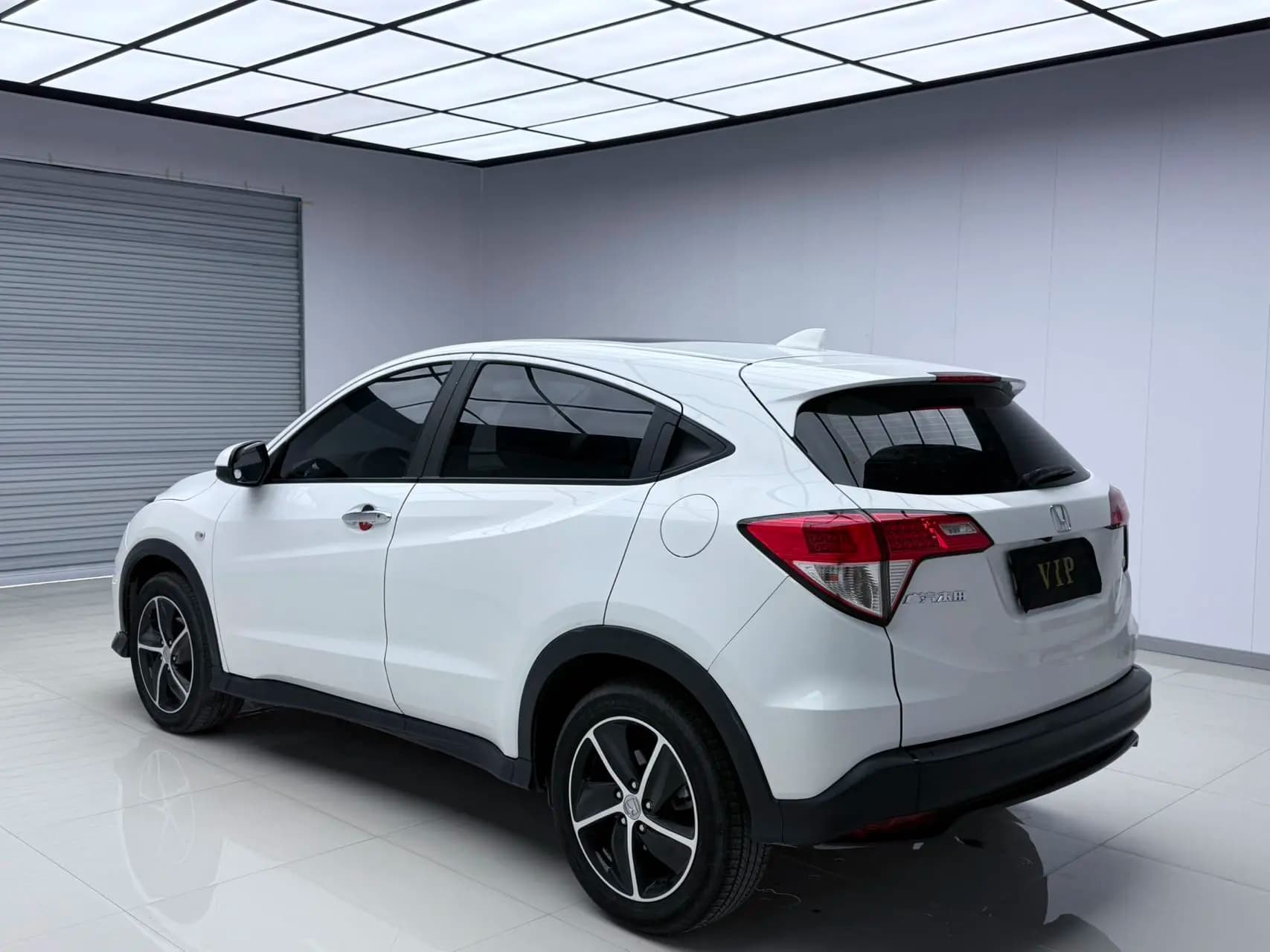 Honda Vezel 2021 г. 42065 км. — фото 4