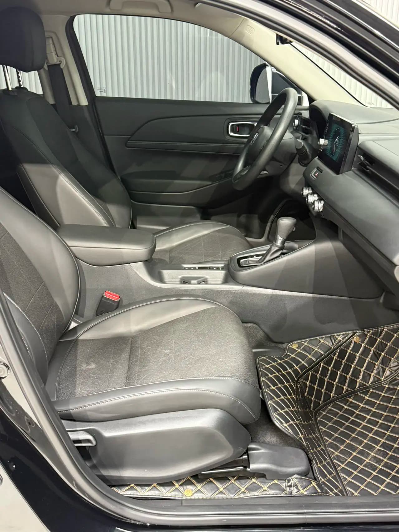 Honda Vezel 2023 г. 20066 км. — фото 19