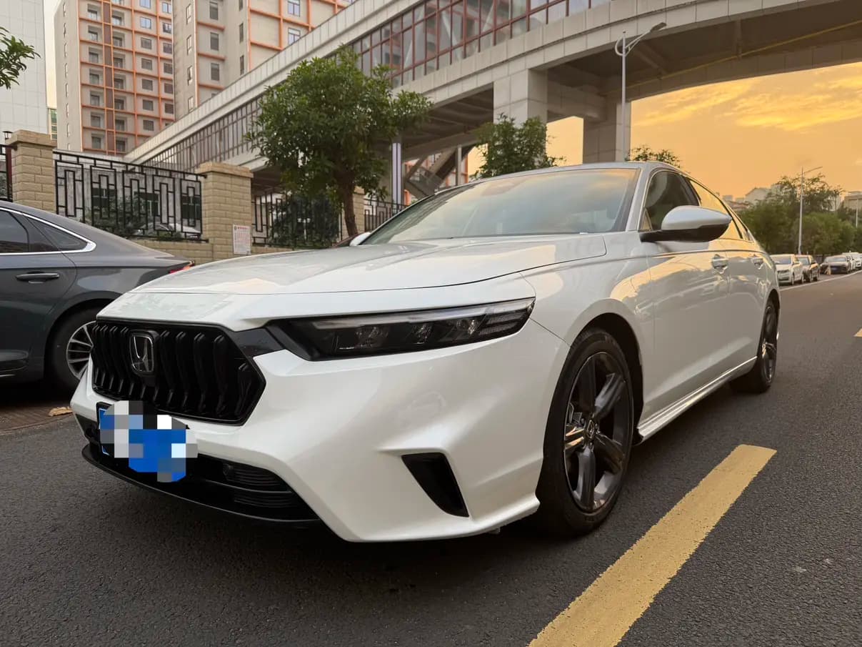 Honda Inspire 2023 г. 22112 км.
