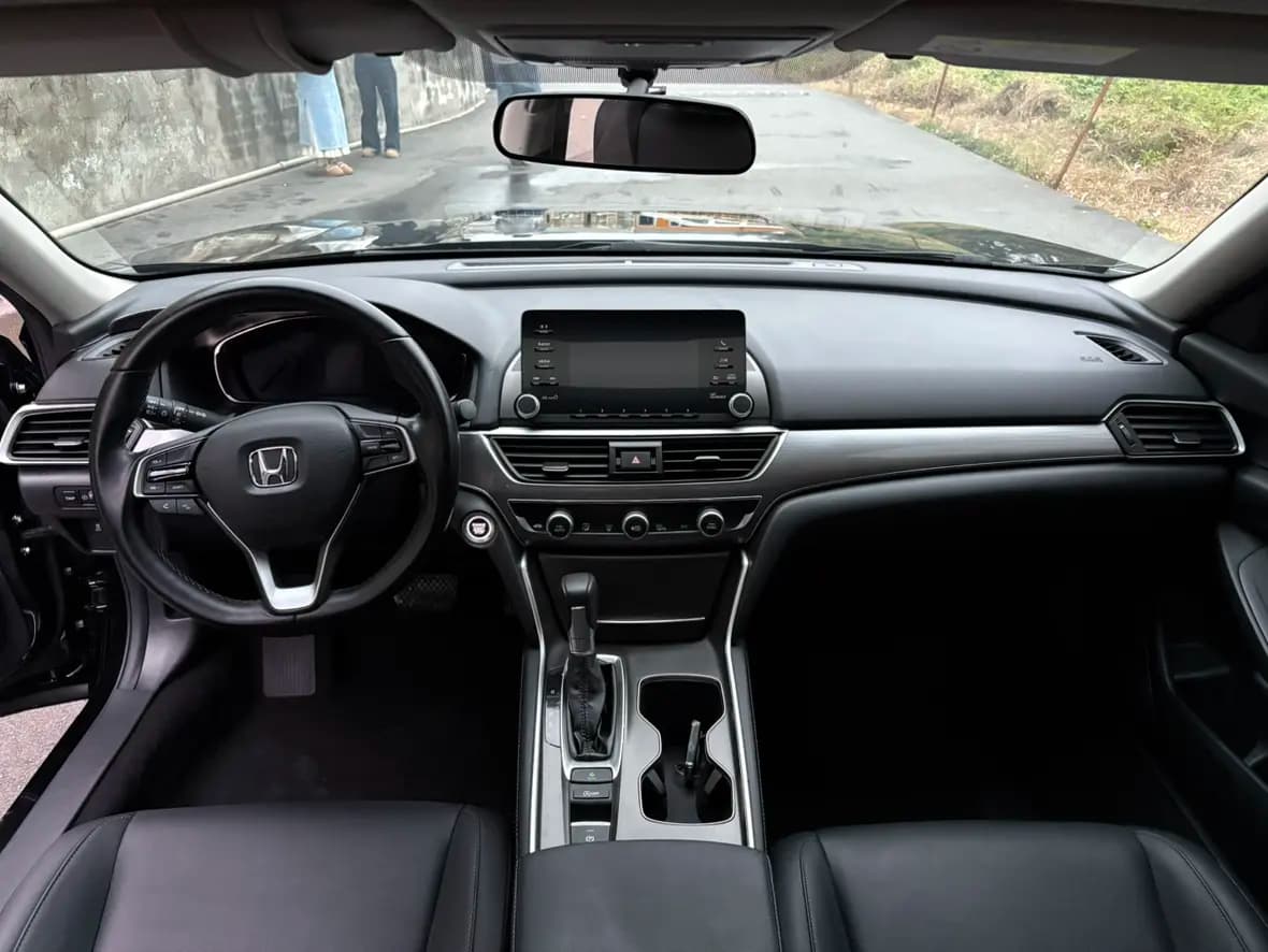 Honda Accord 2021 г. 58000 км. — фото 13