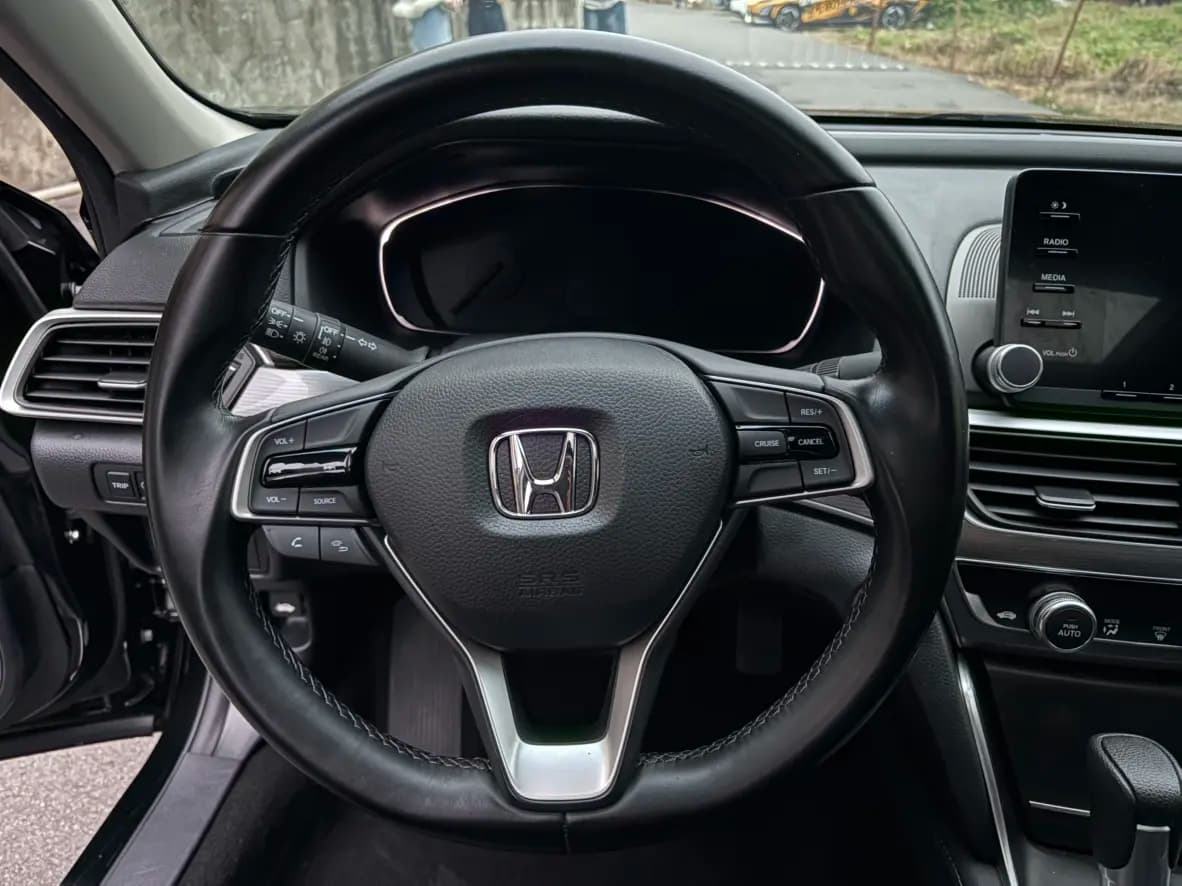 Honda Accord 2021 г. 58000 км. — фото 15