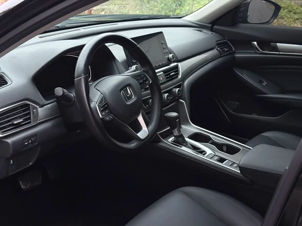 Honda Accord 2021 г. 58000 км. — фото 17