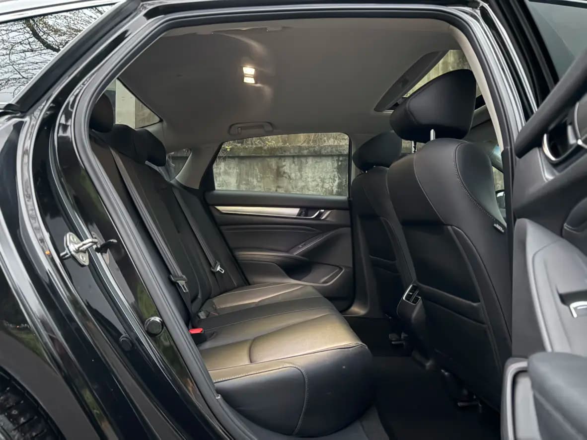 Honda Accord 2021 г. 58000 км. — фото 22