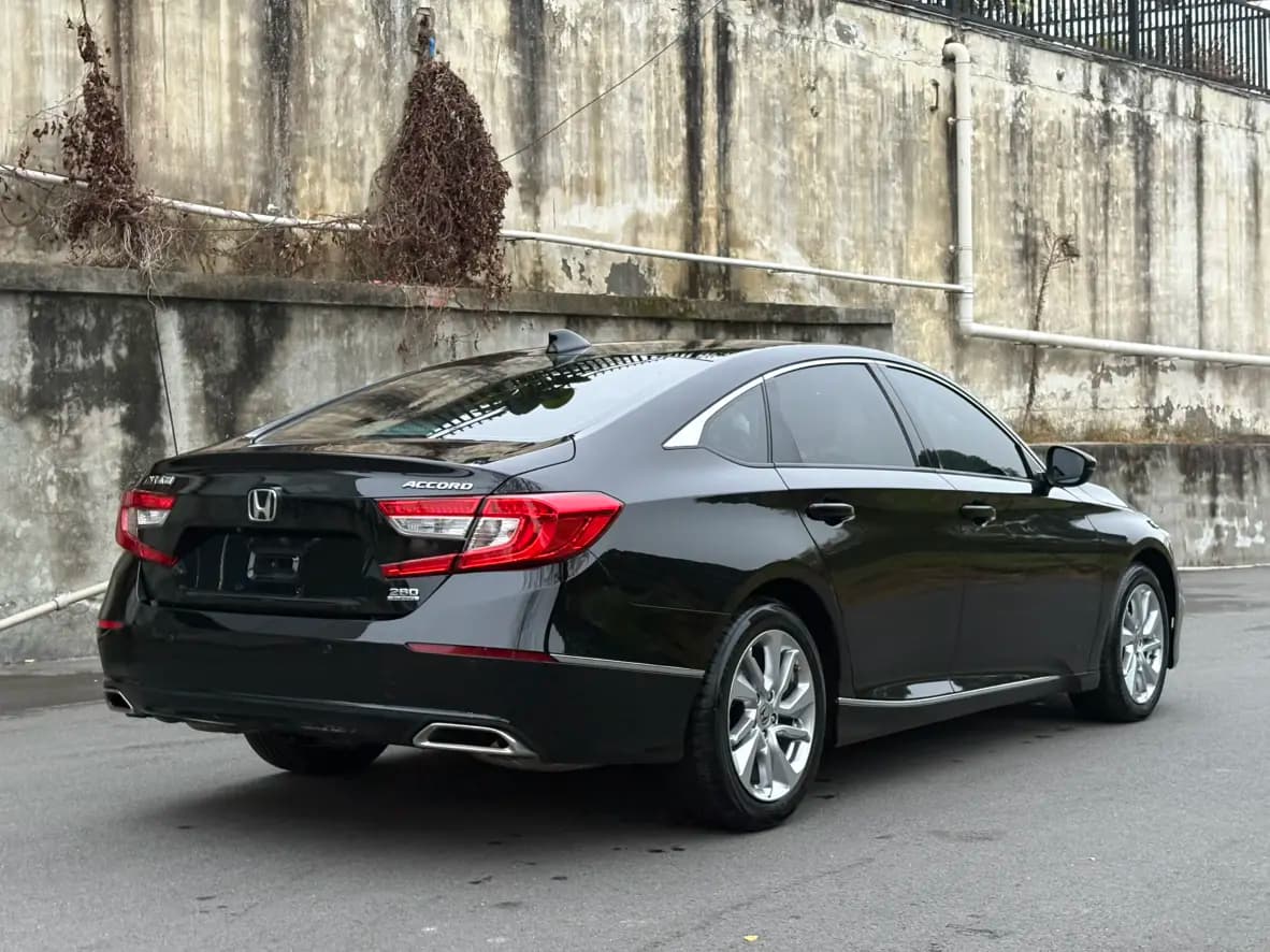 Honda Accord 2021 г. 58000 км. — фото 6