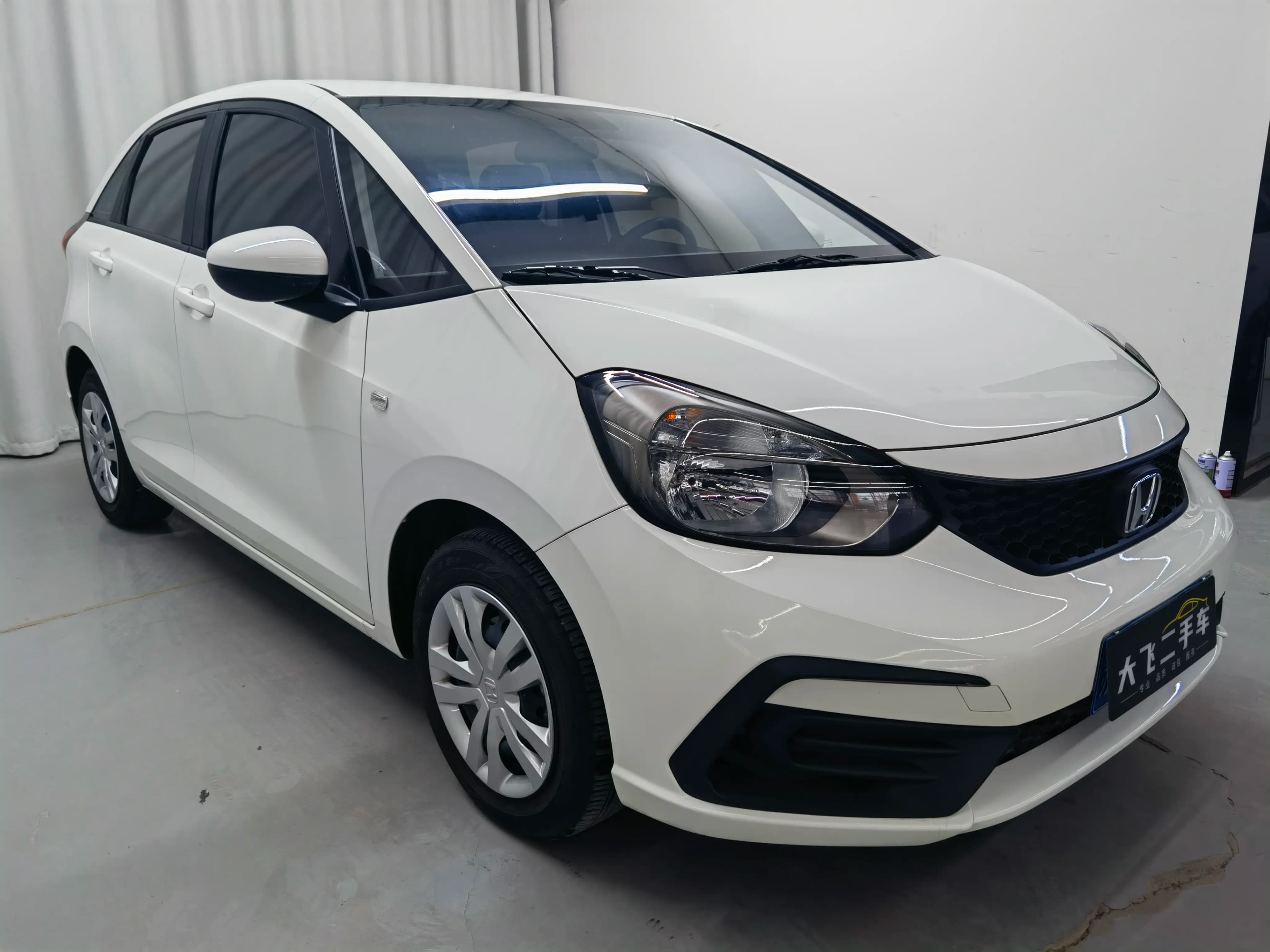 Honda Fit 2023 г. 6085 км. — фото 3