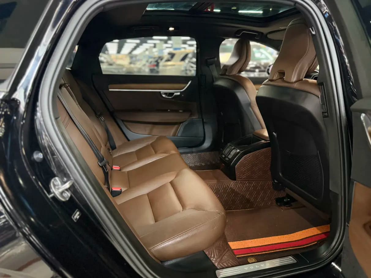 Volvo S90 2022 г. 49014 км. — фото 14