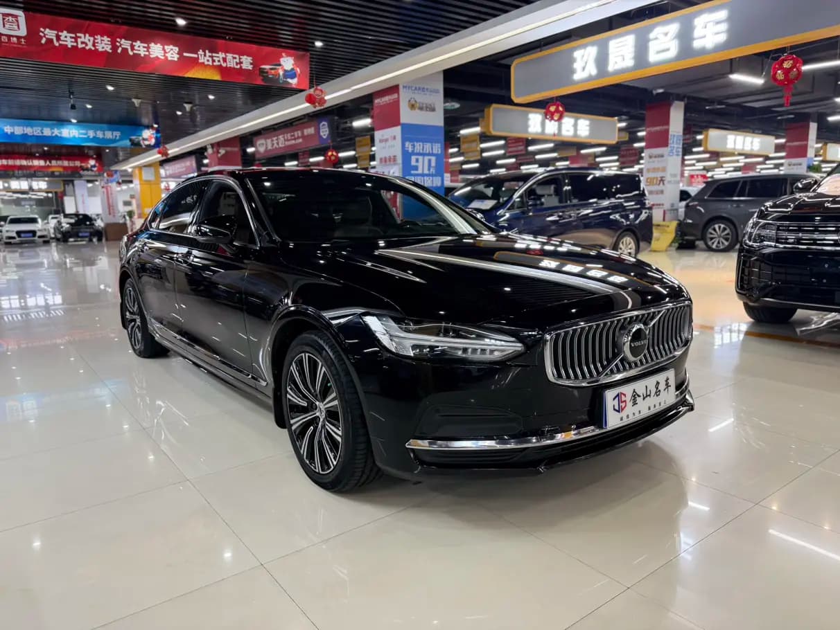 Volvo S90 2022 г. 49014 км. — фото 3