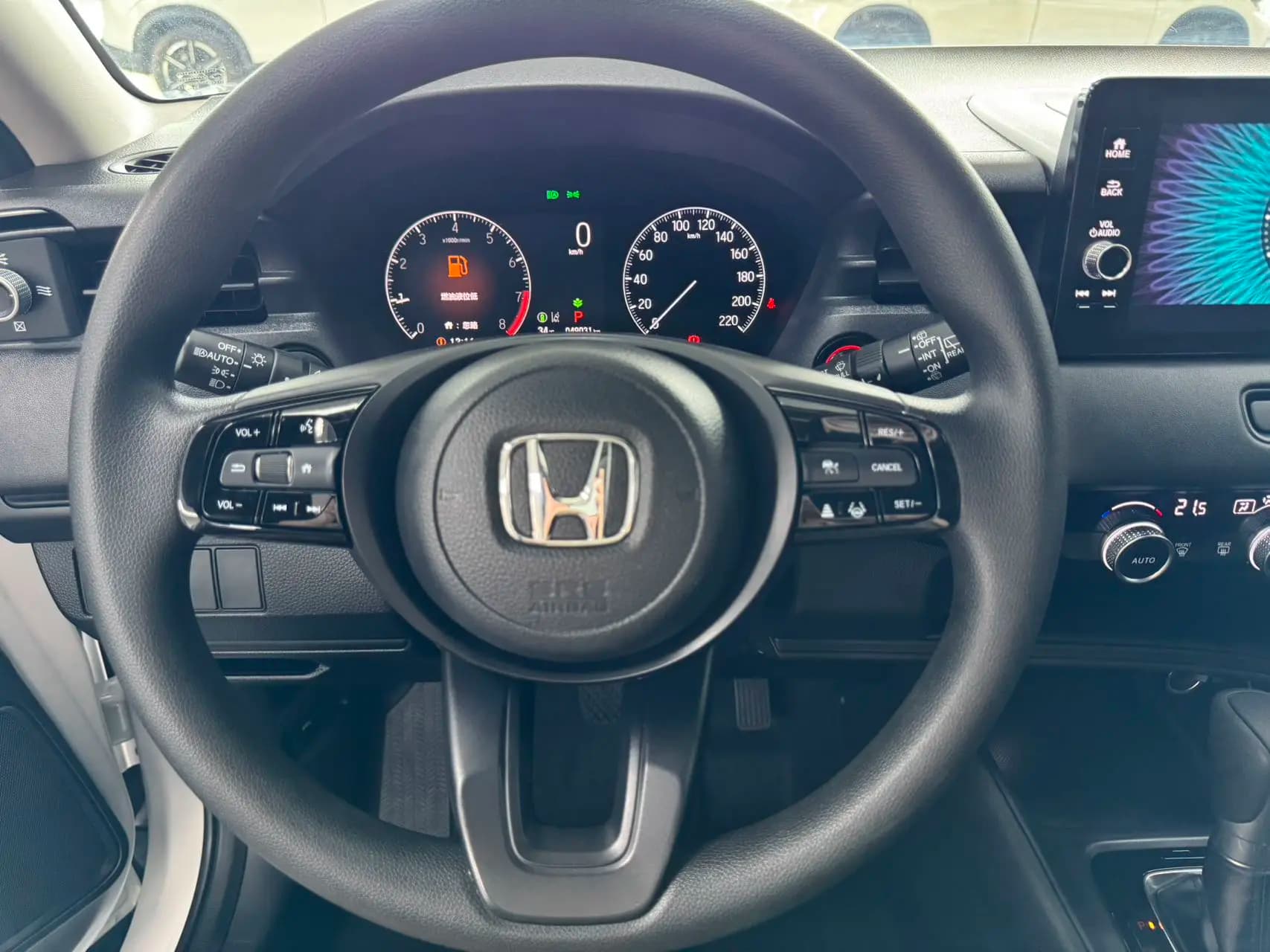 Honda Vezel 2023 г. 38068 км. — фото 15