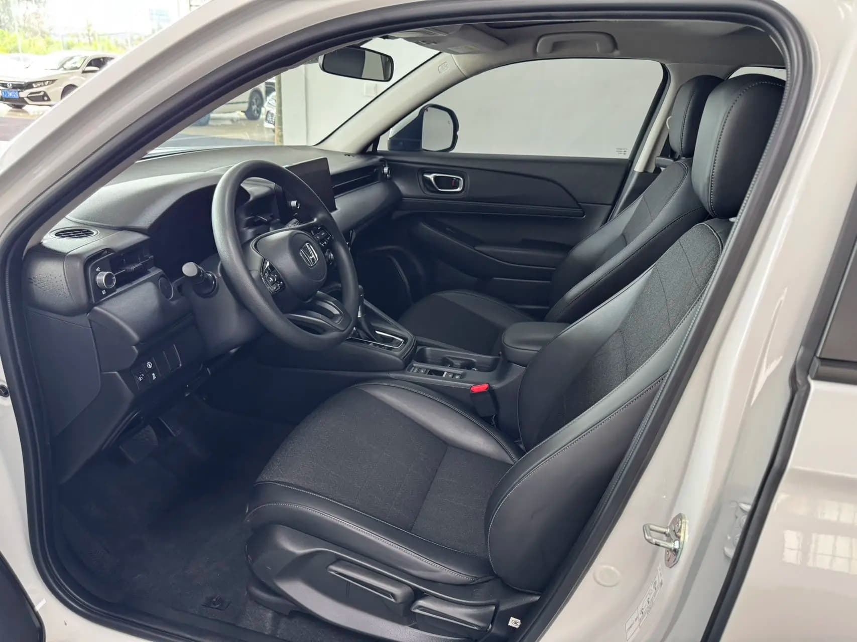 Honda Vezel 2023 г. 38068 км. — фото 17
