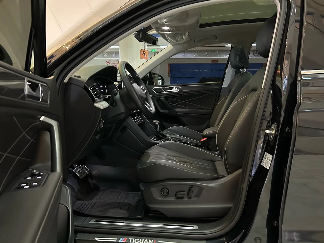Volkswagen Tiguan L 2022 г. 54127 км. — фото 20