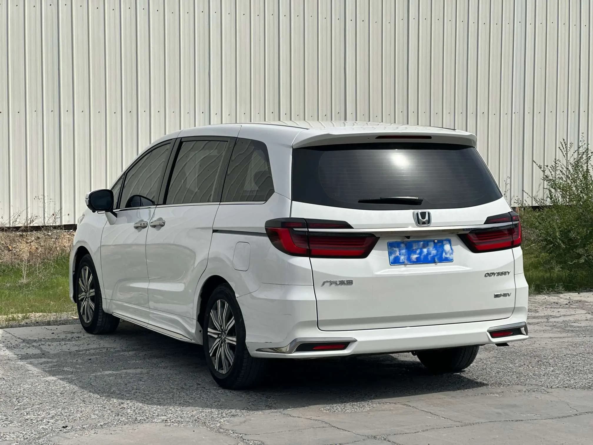 Honda Odyssey 2024 г. 35000 км. — фото 4