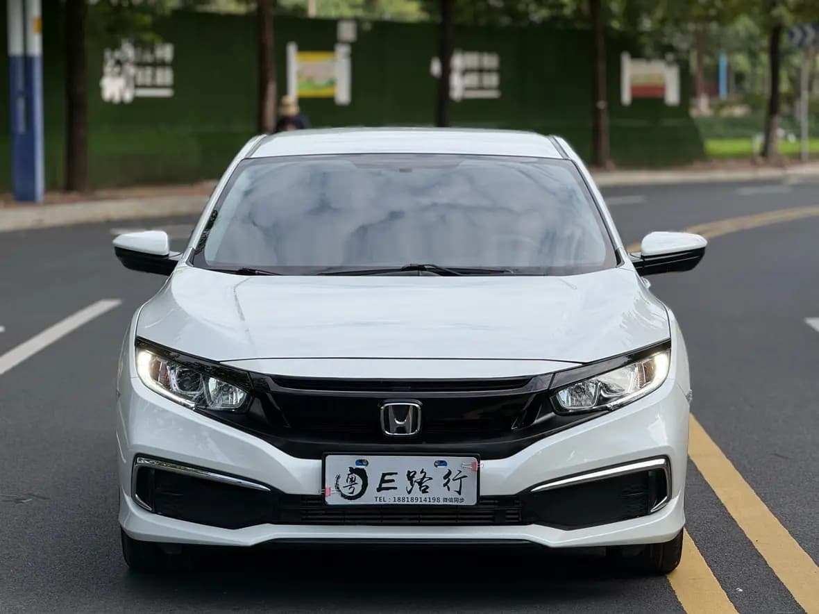 Honda Civic 2021 г. 26136 км. — фото 2