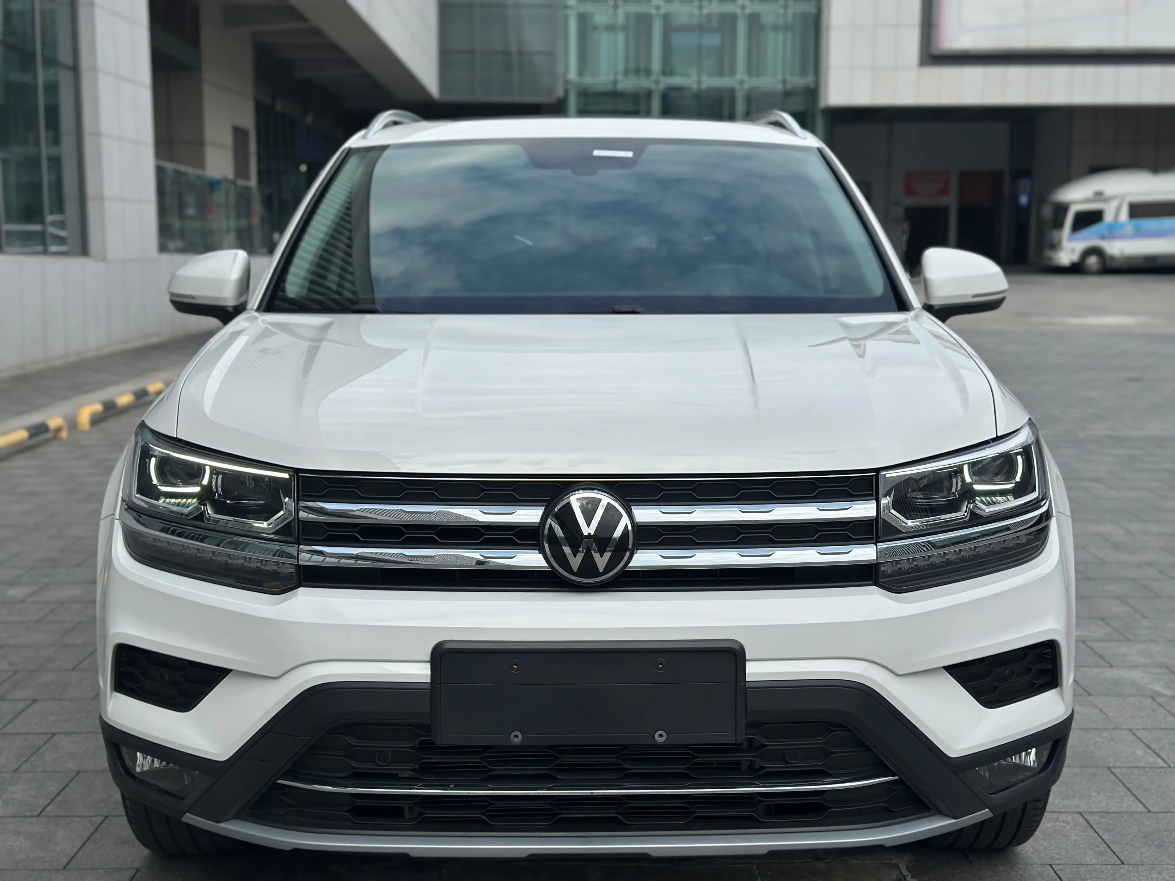 Volkswagen Tharu 2022 г. 44116 км. — фото 2