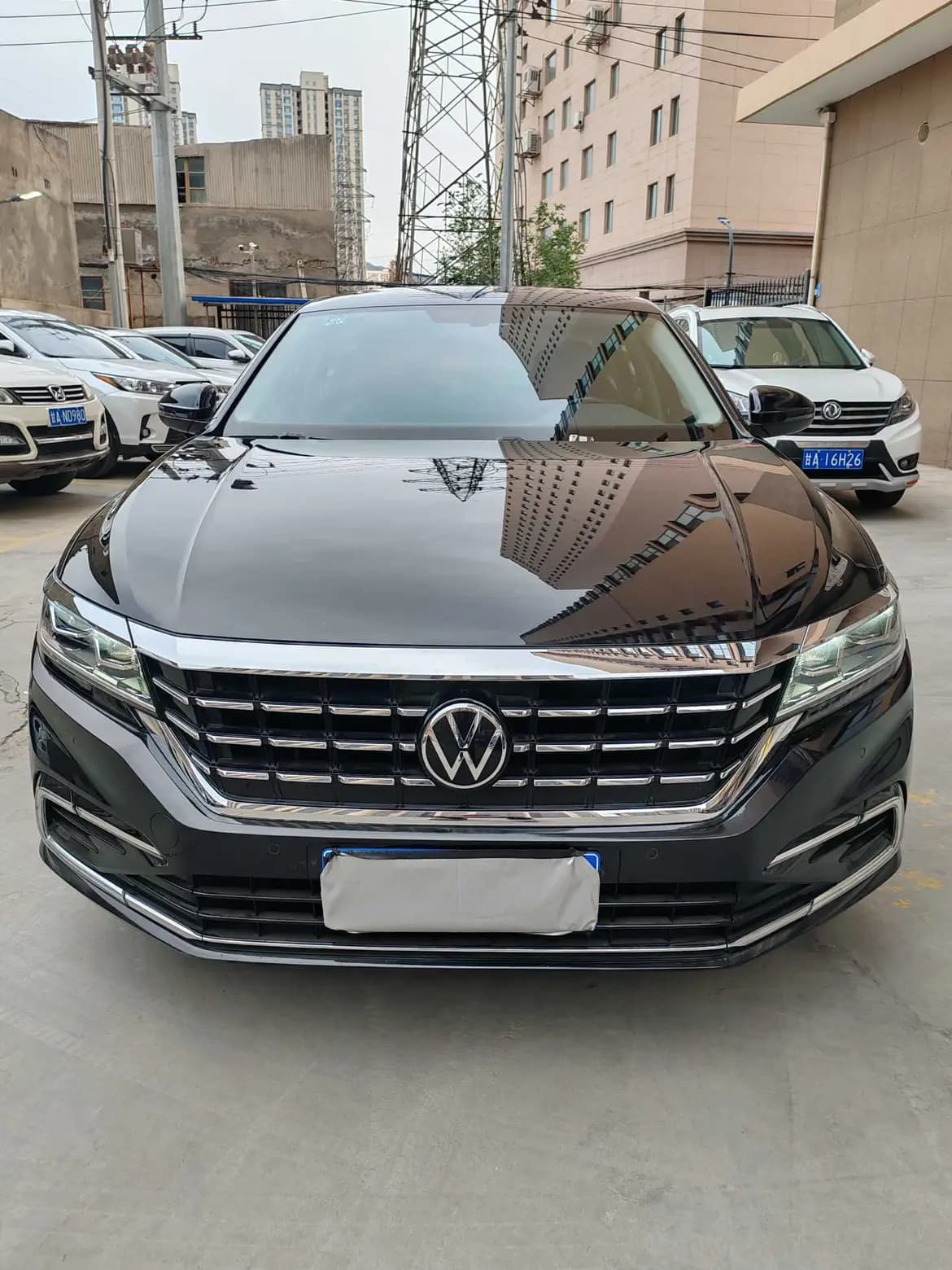 Volkswagen Passat 2021 г. 70142 км. — фото 2