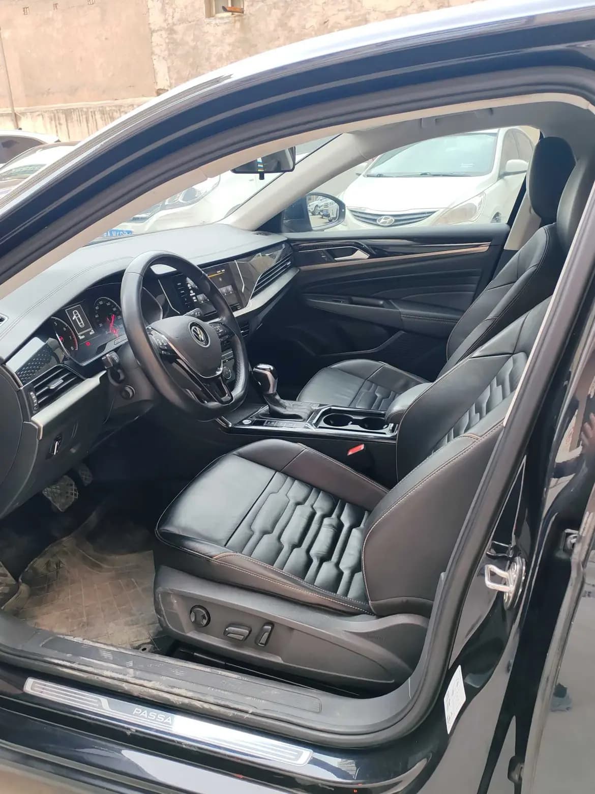 Volkswagen Passat 2021 г. 70142 км. — фото 8