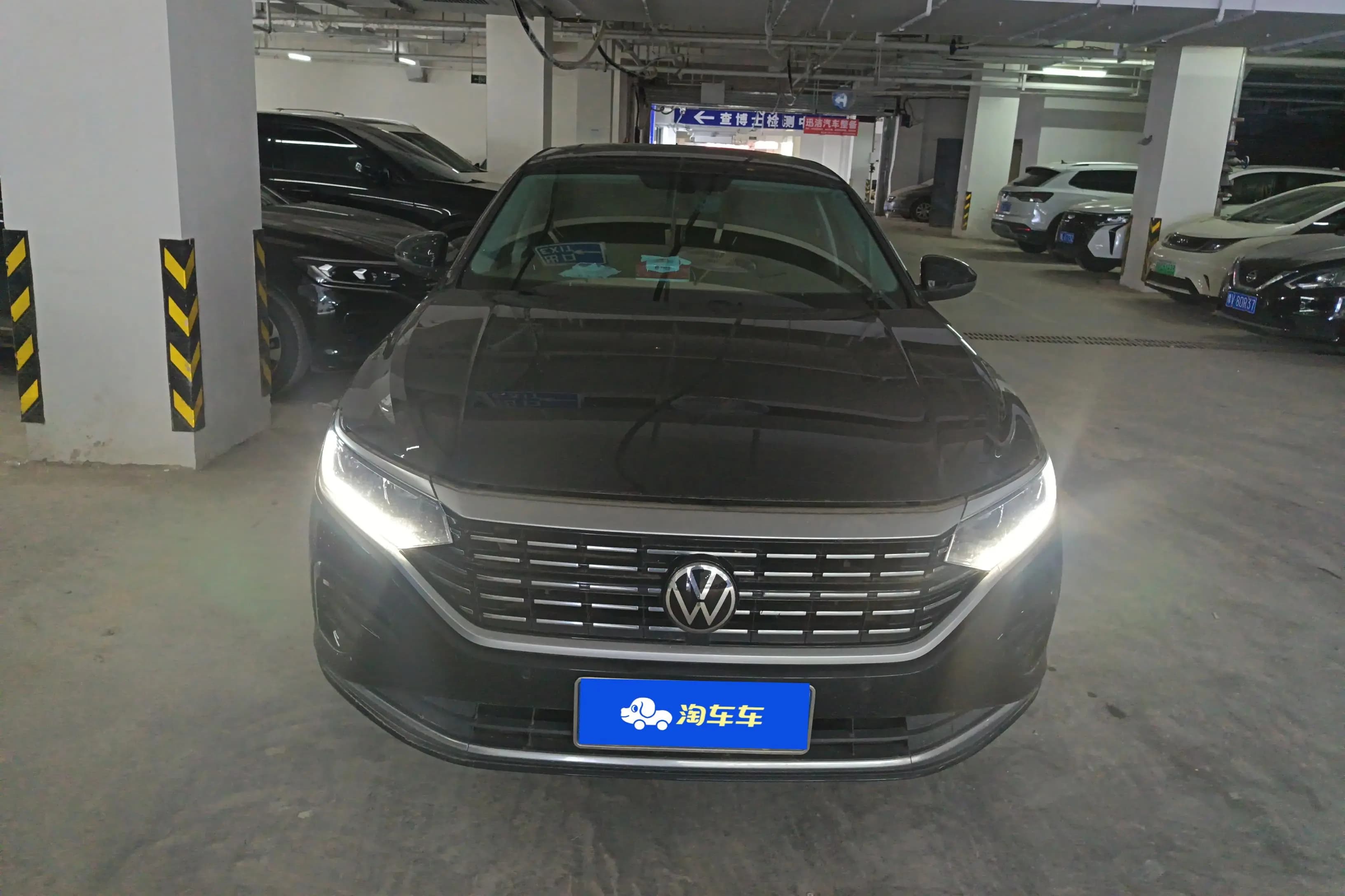 Volkswagen Passat 2023 г. 23943 км. — фото 2
