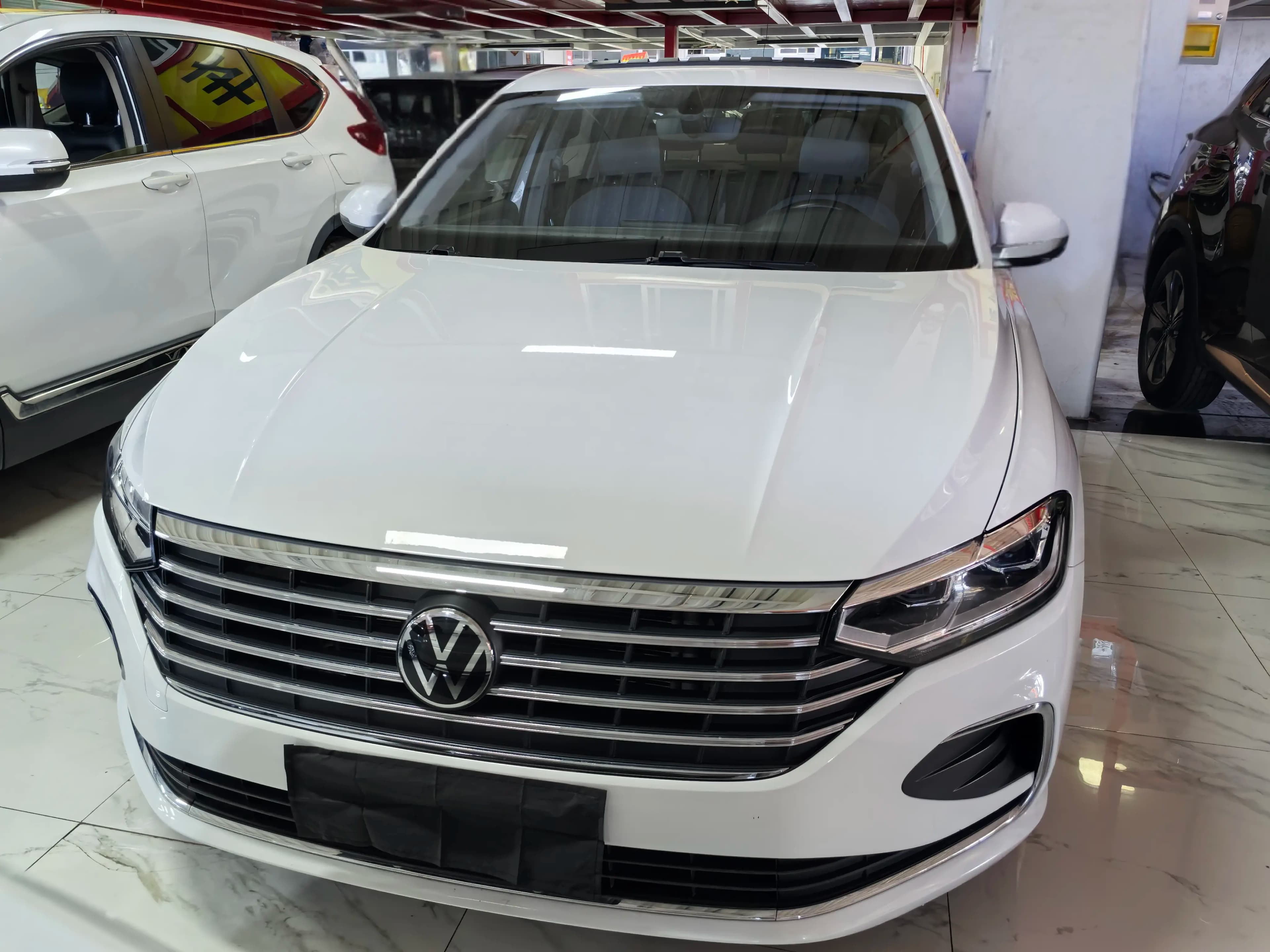 Volkswagen Lavida 2023 г. 73034 км. — фото 2
