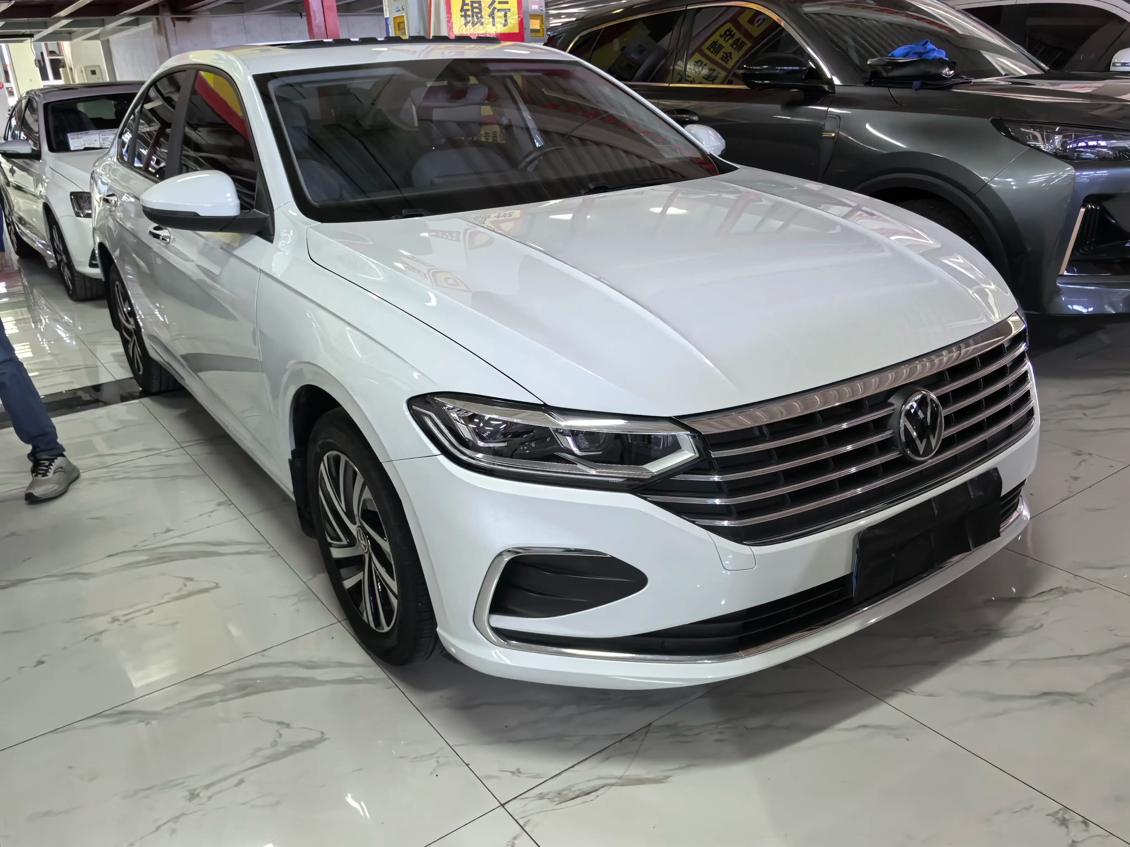 Volkswagen Lavida 2023 г. 73034 км. — фото 3