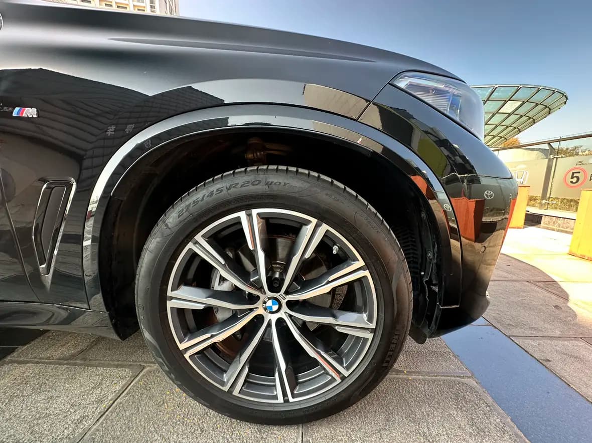 BMW X5 2022 г. 77107 км. — фото 8