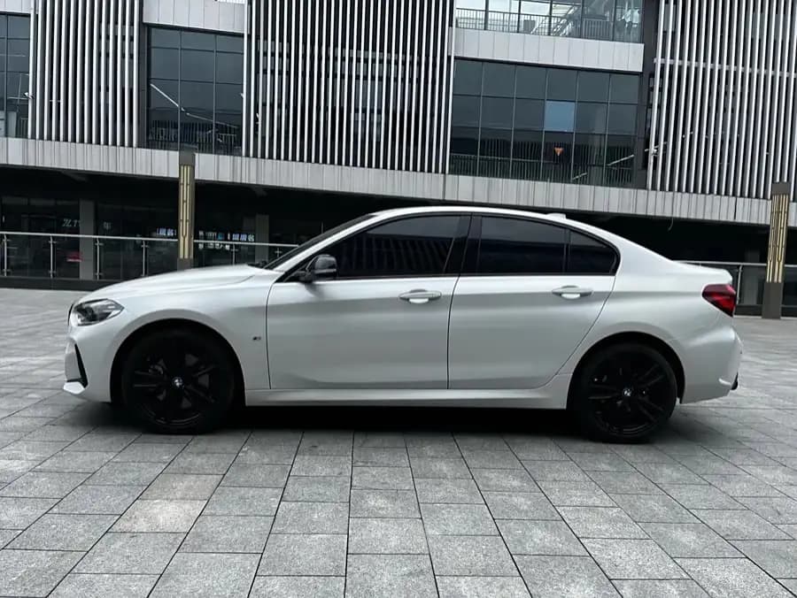 BMW 1 Series 2021 г. 50075 км. — фото 4
